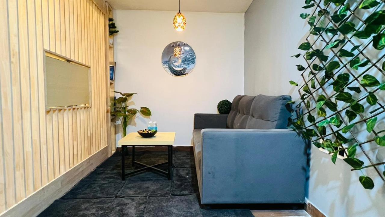 Suite - Photo 6