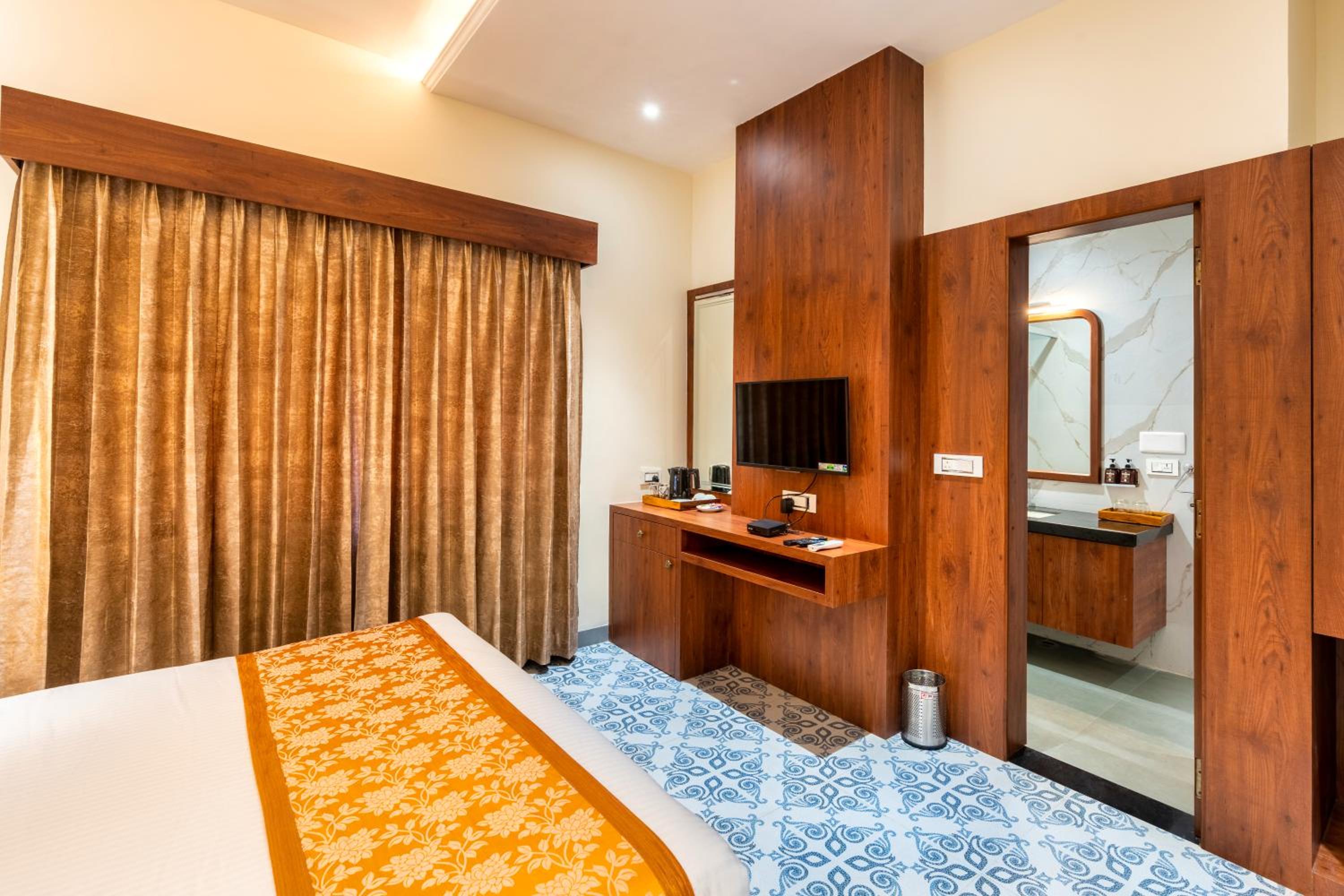 Standard Double Room - Photo 1