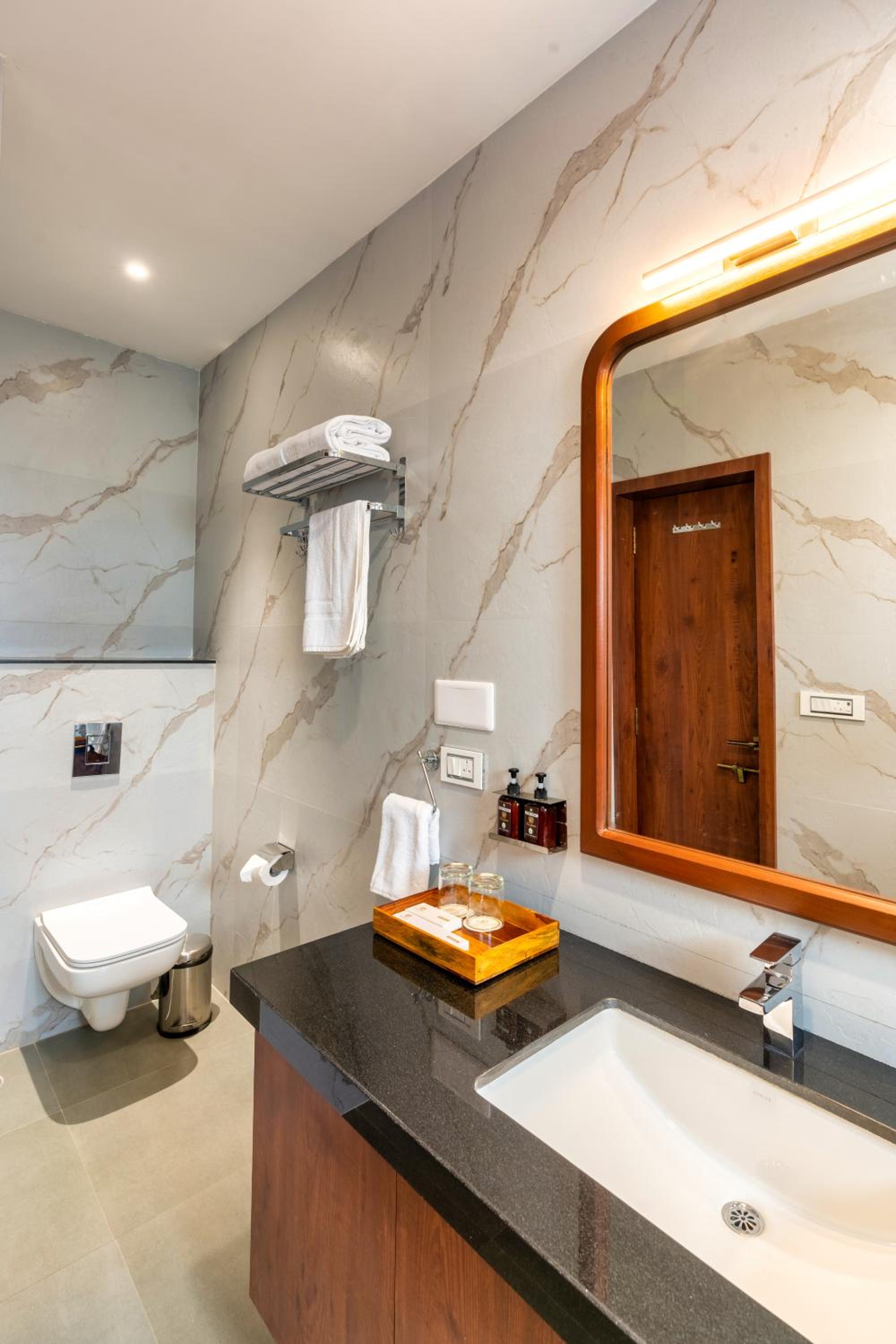 Standard Double Room - Photo 2