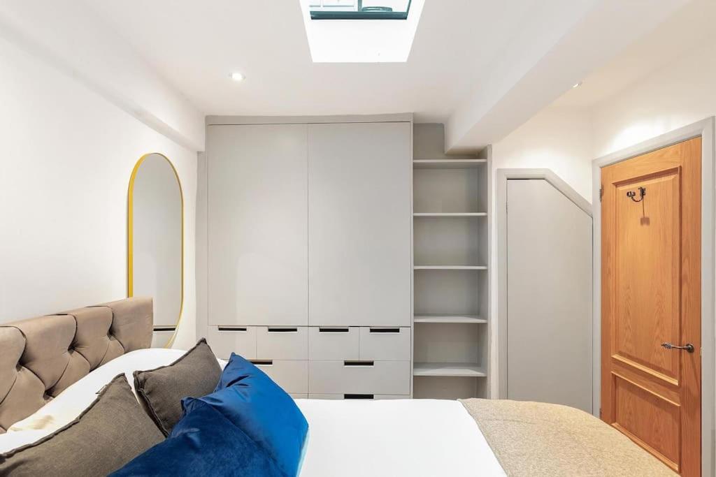 Two-Bedroom Townhouse photo 2