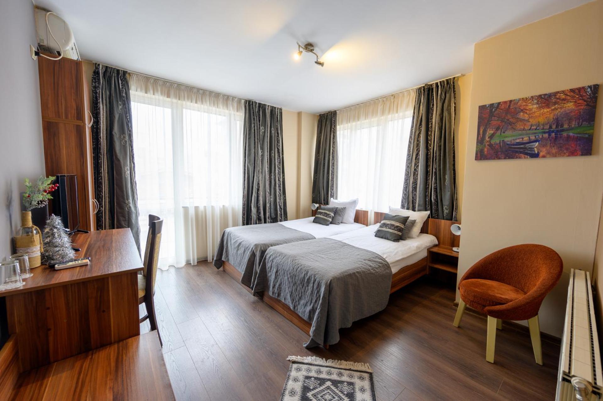 Standard Double or Twin Room with Garden View