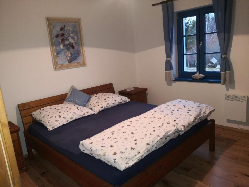 Three-Bedroom House photo 2