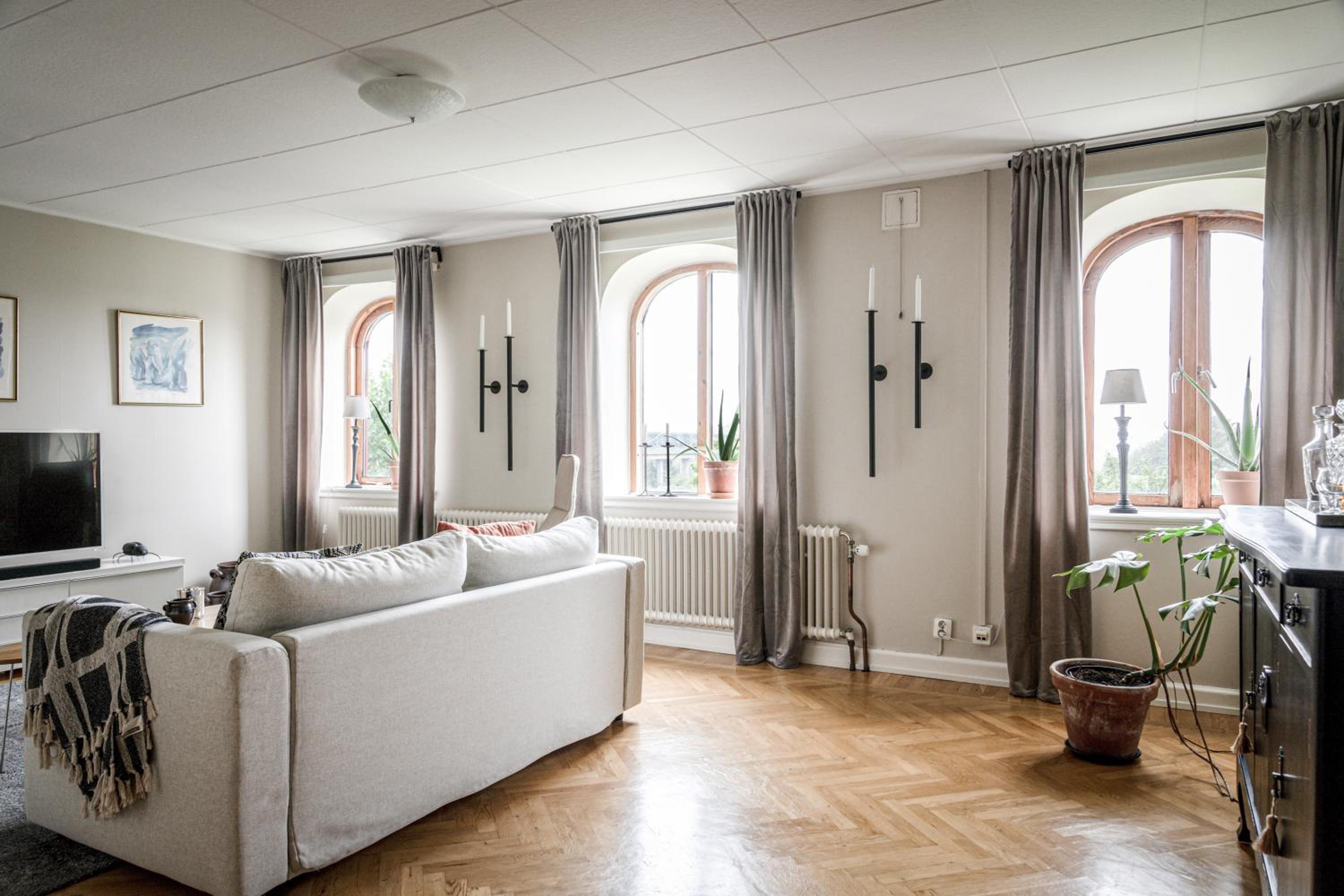 Apartment with Garden View