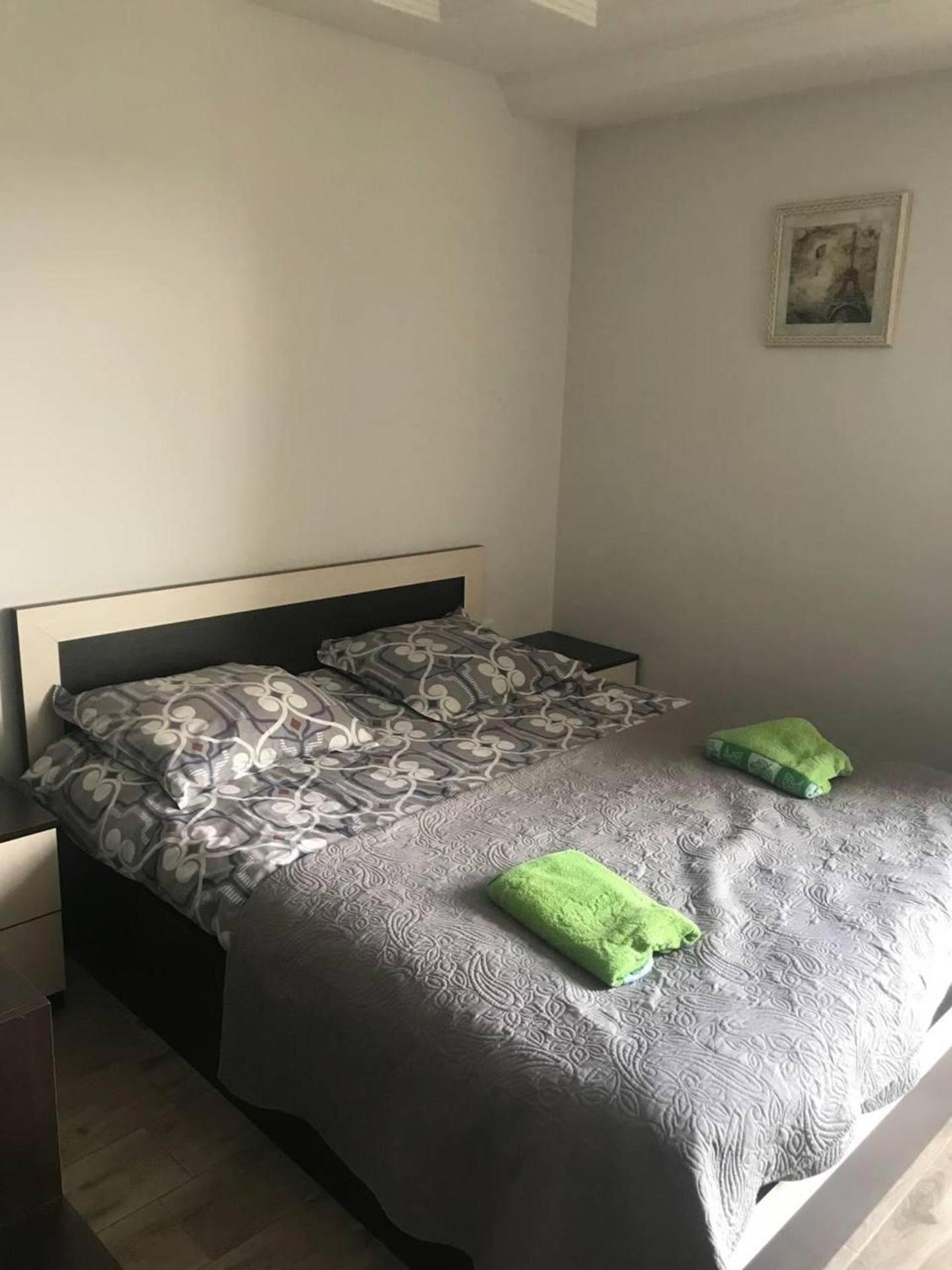 Apartment photo 1
