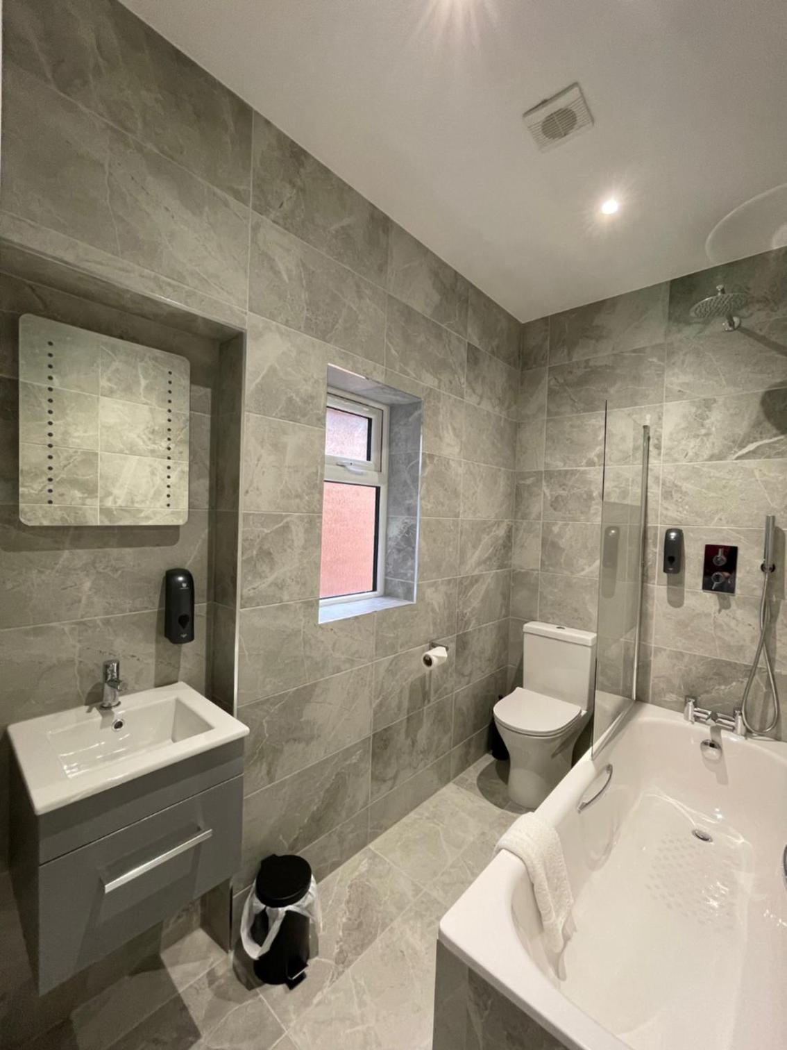 King Double Room - Photo 6