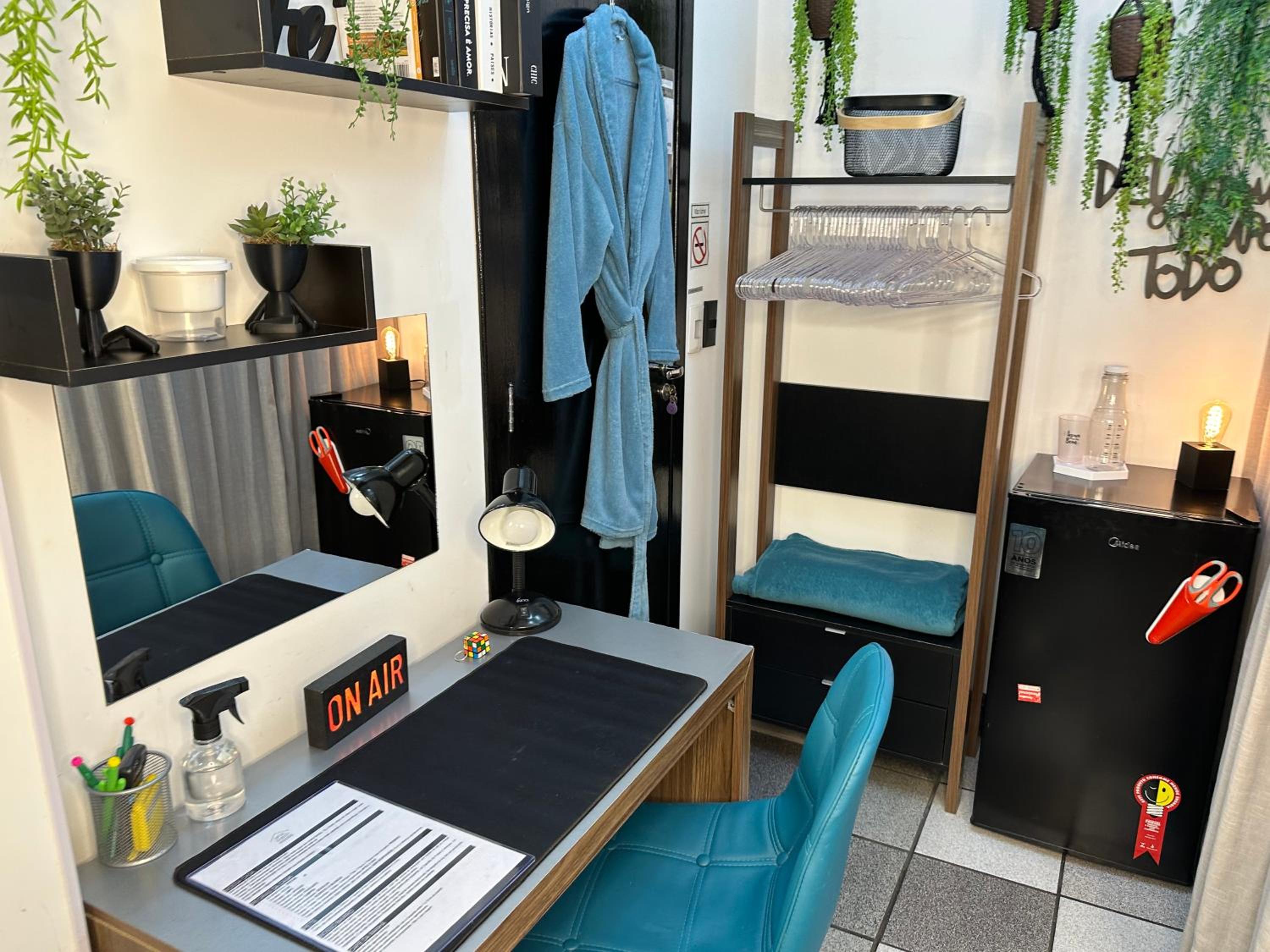 Budget Double Room - Photo 27