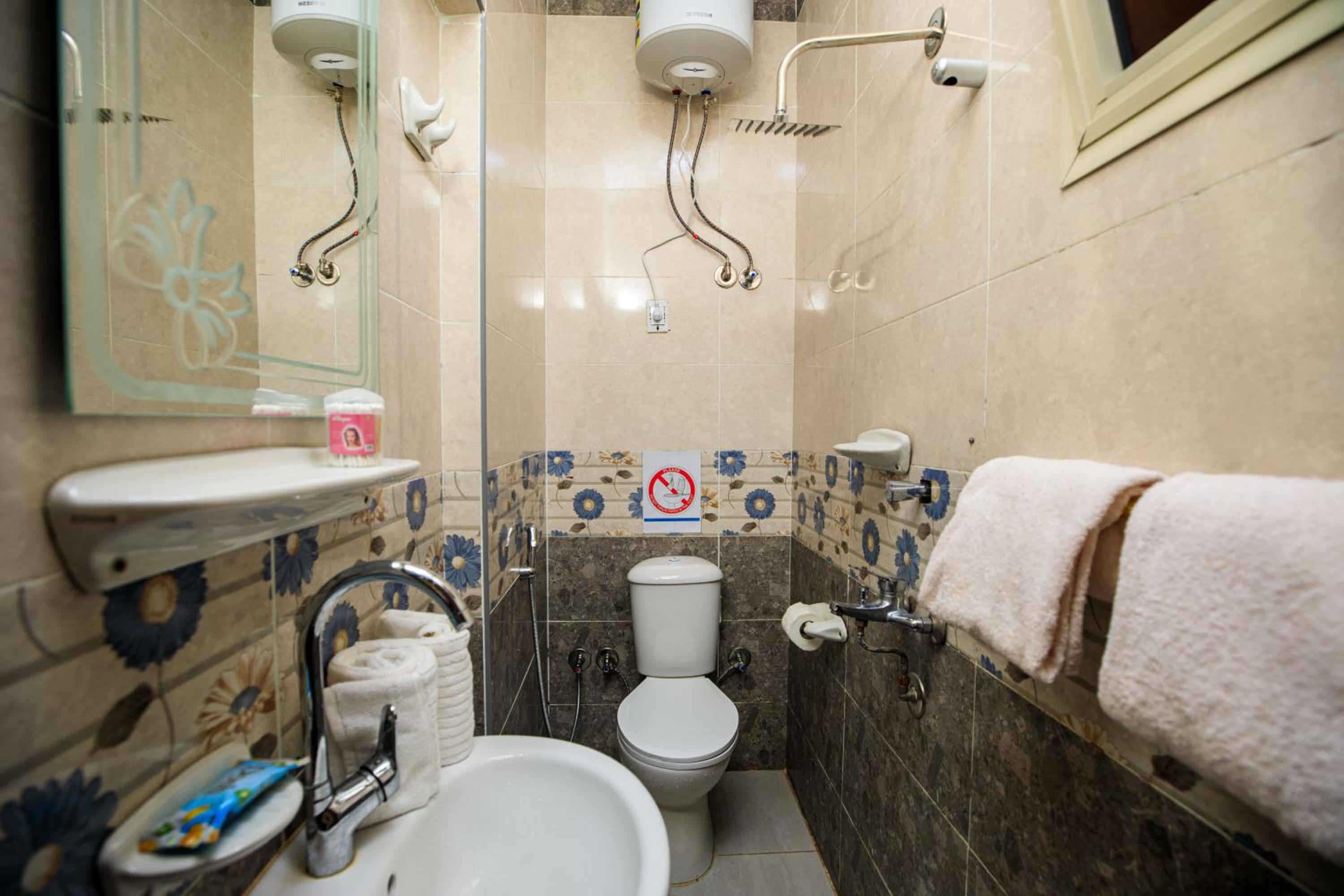 Deluxe Double or Twin Room - Photo 1