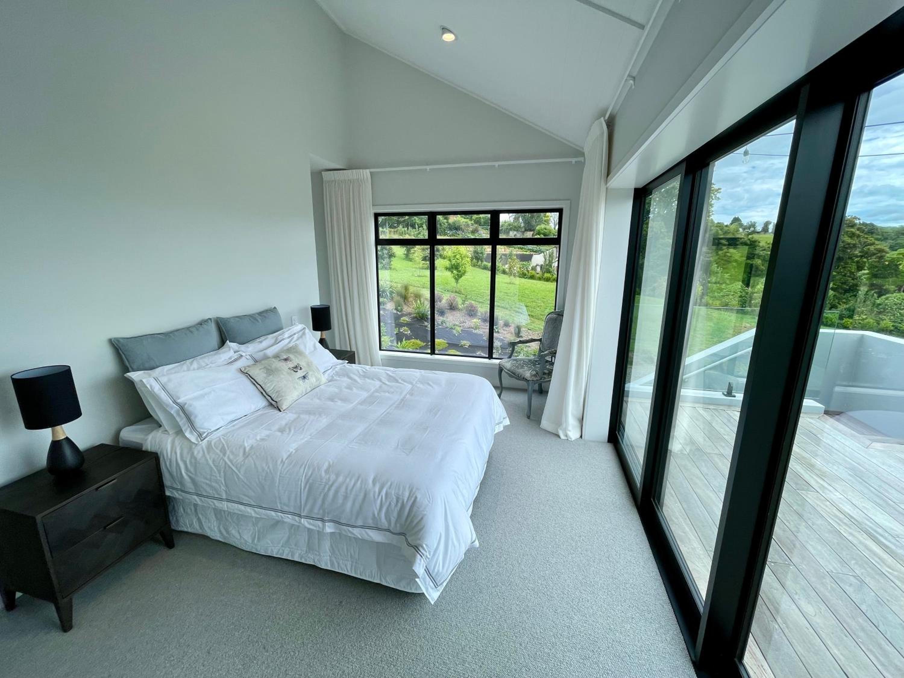 Superior Villa photo 2
