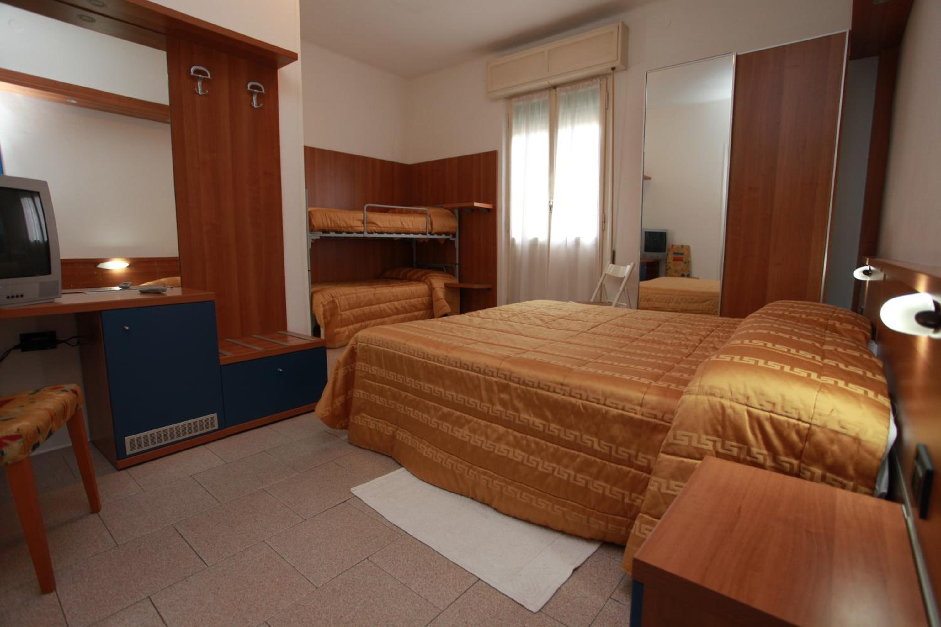 Quadruple Room photo 1