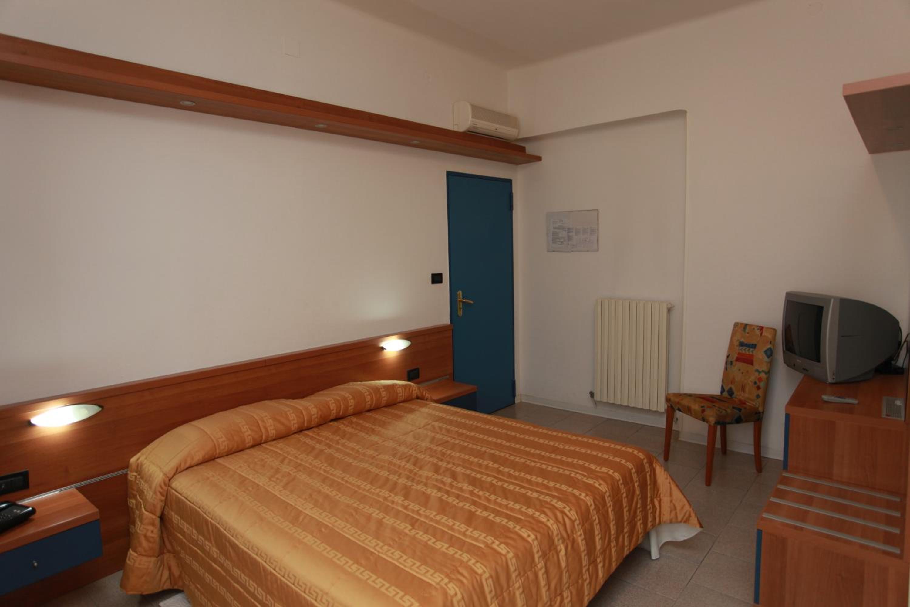 Quadruple Room photo 3