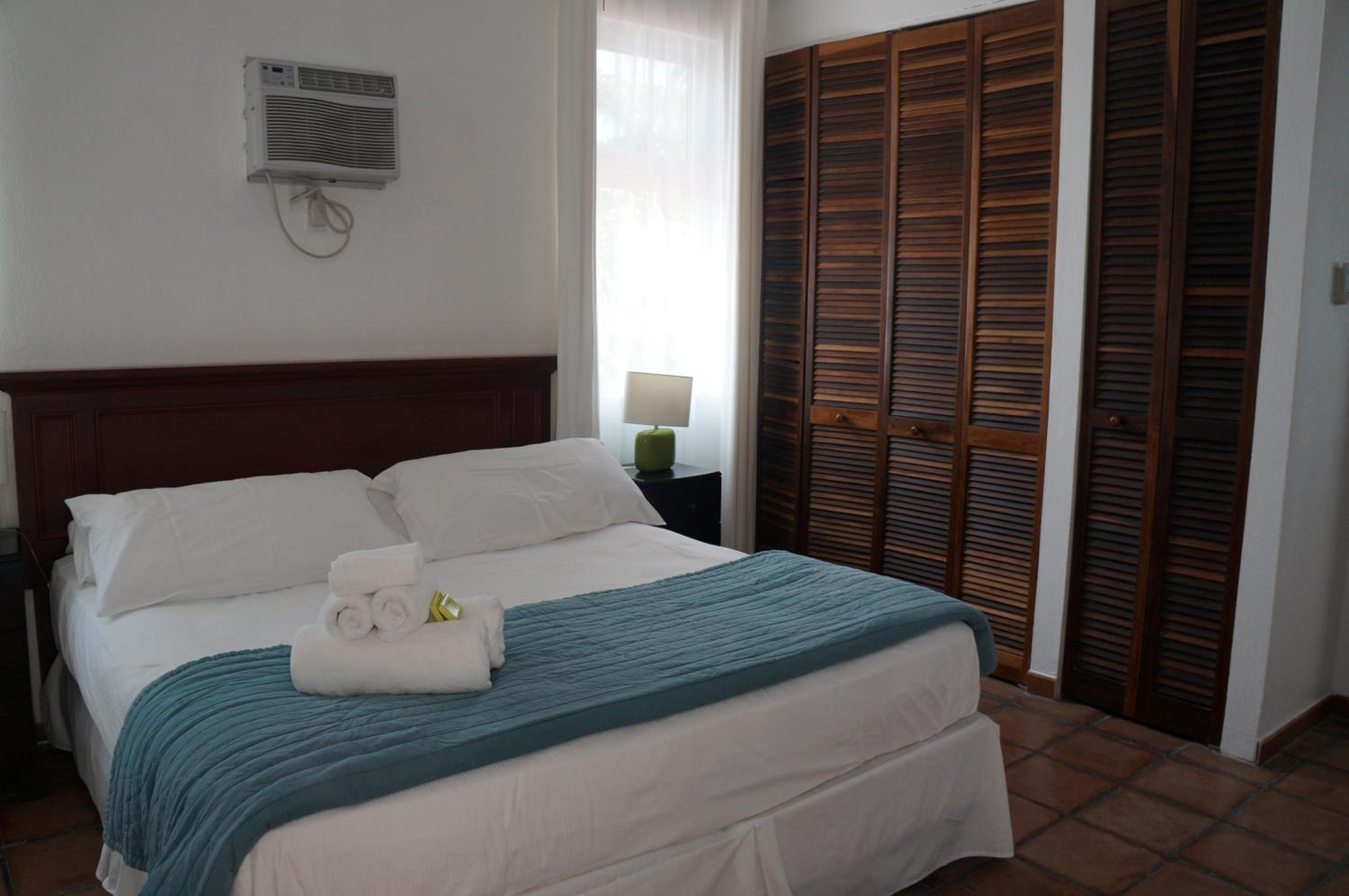 Villa with Sea View photo 3