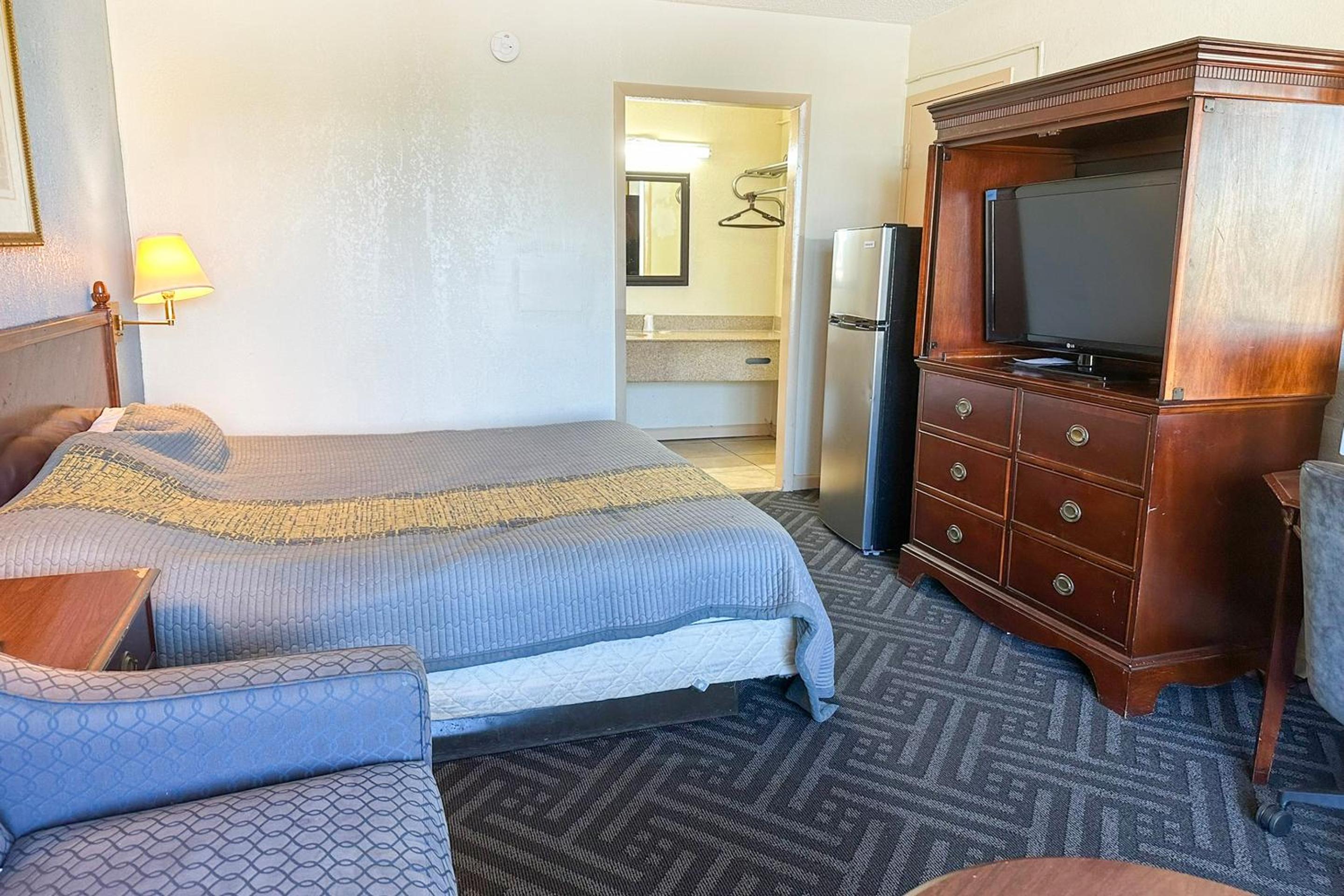 Full Bed Smoking - Photo 4