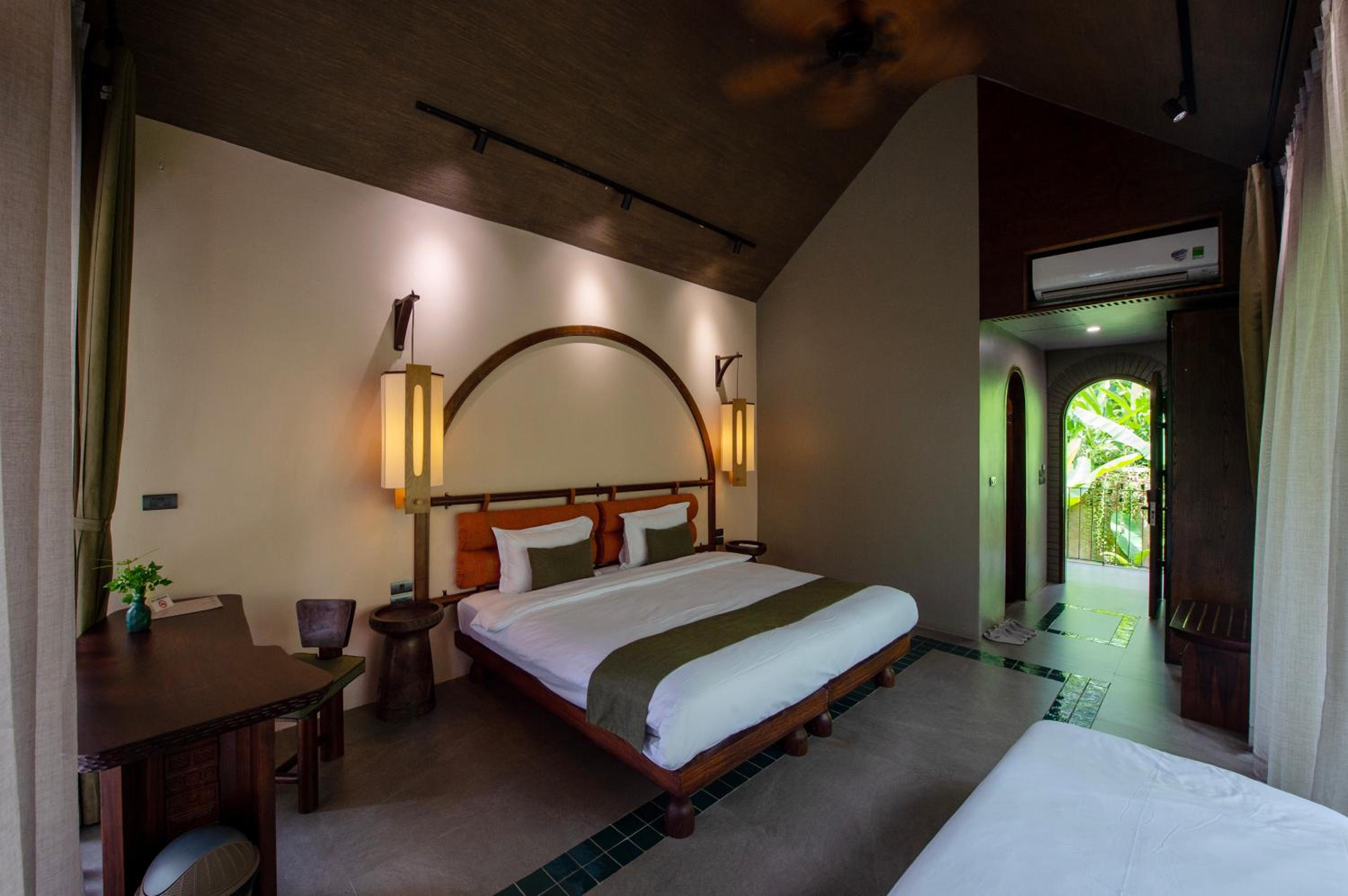 Deluxe Double or Twin Room with Balcony photo 3