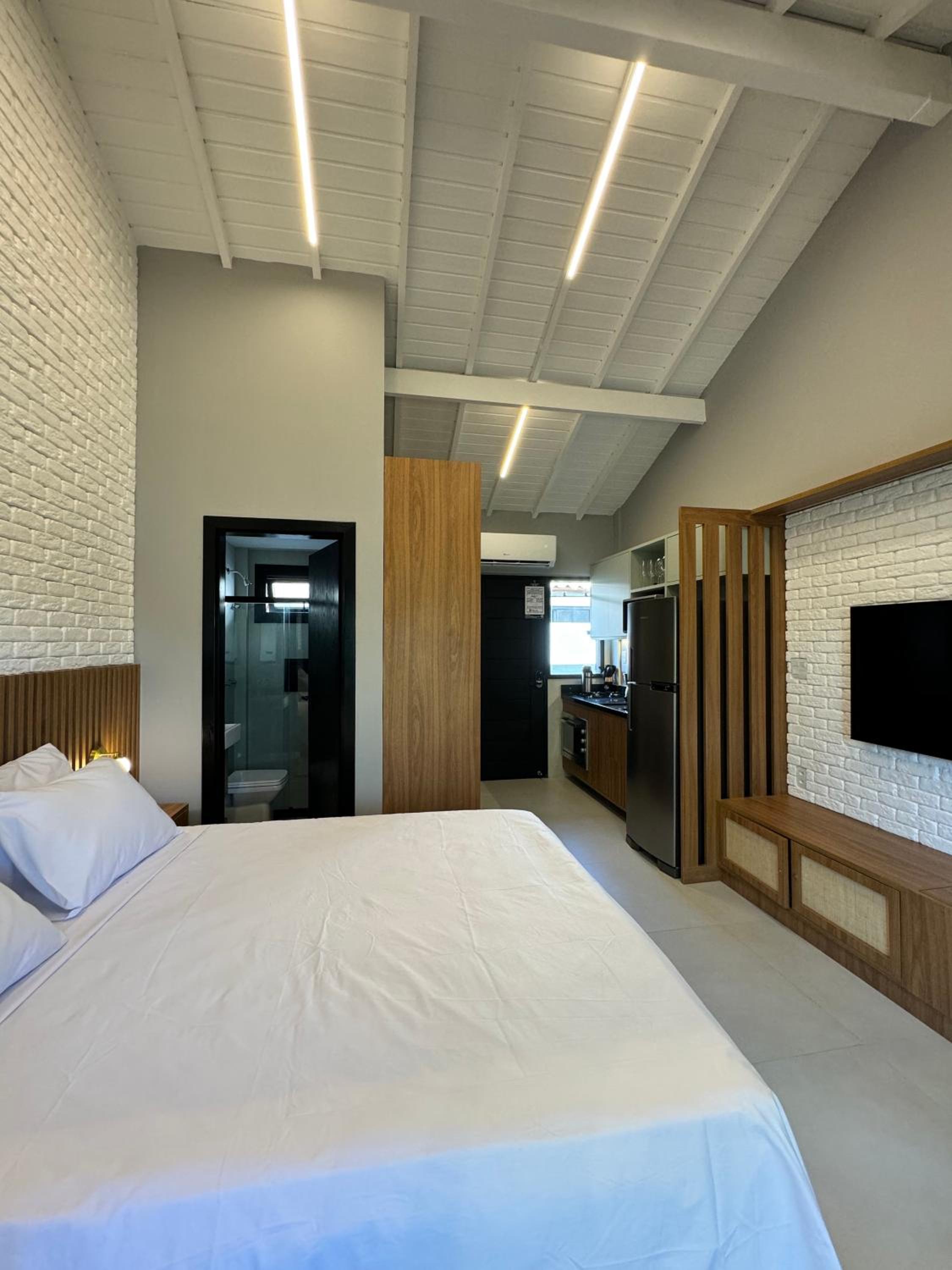 Studio Apartment photo 1