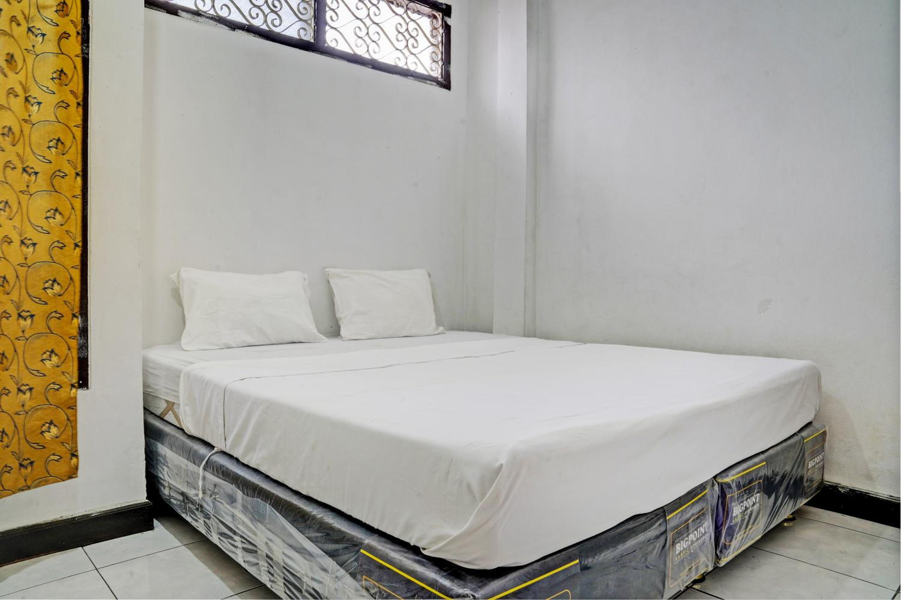 Budget Double Room photo 1
