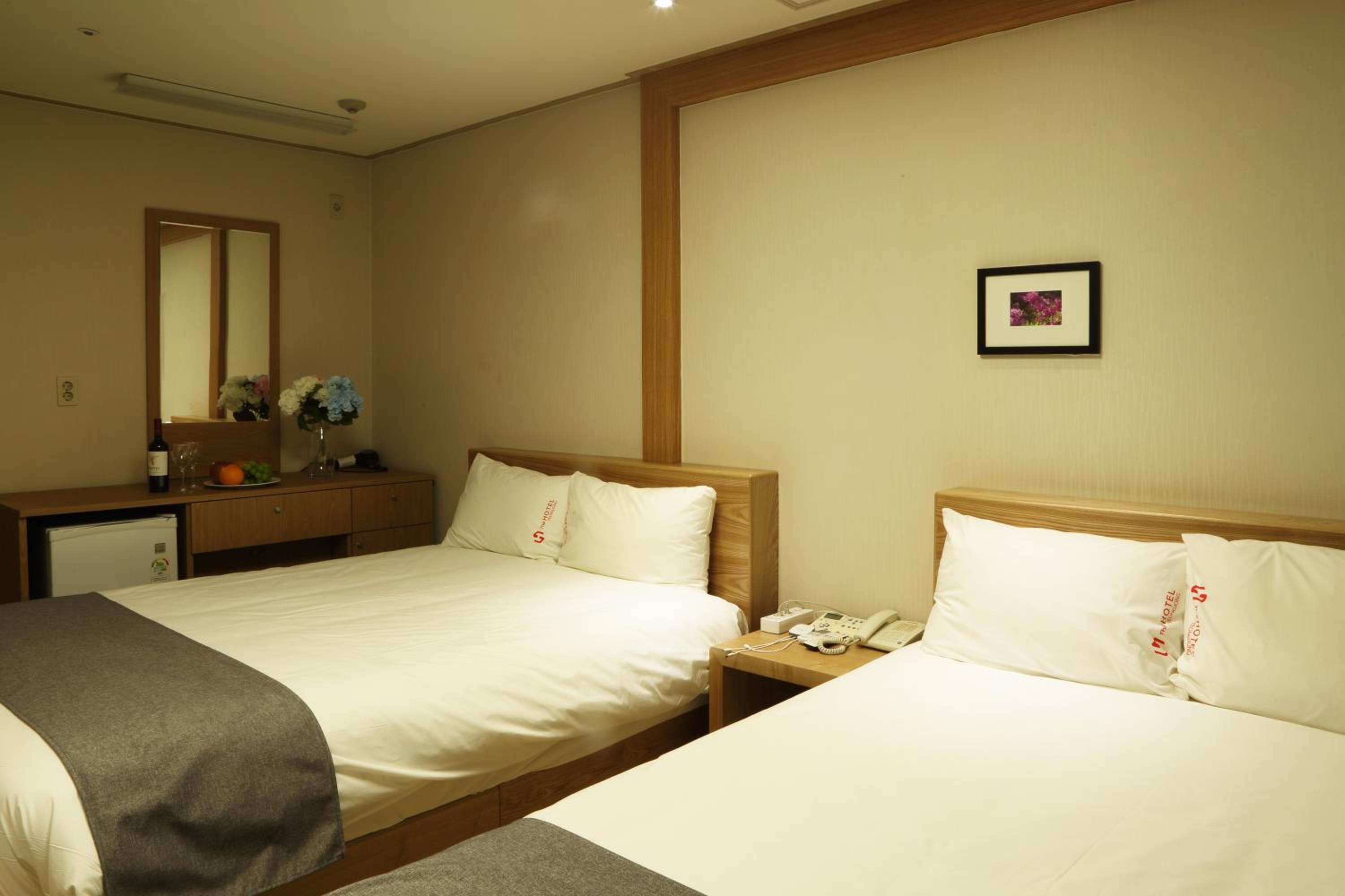 Deluxe Twin Room - Photo 20
