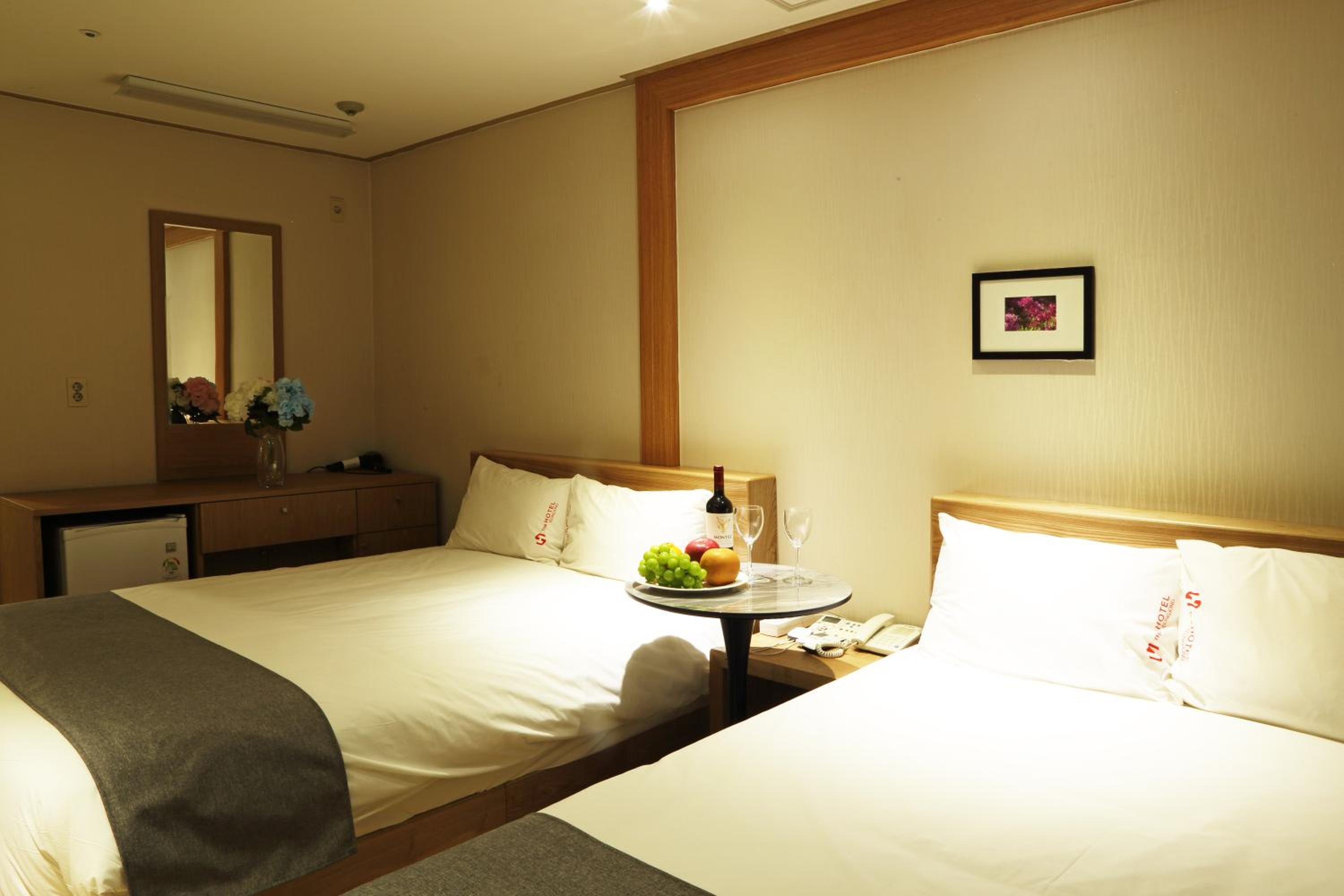 Deluxe Twin Room - Photo 27