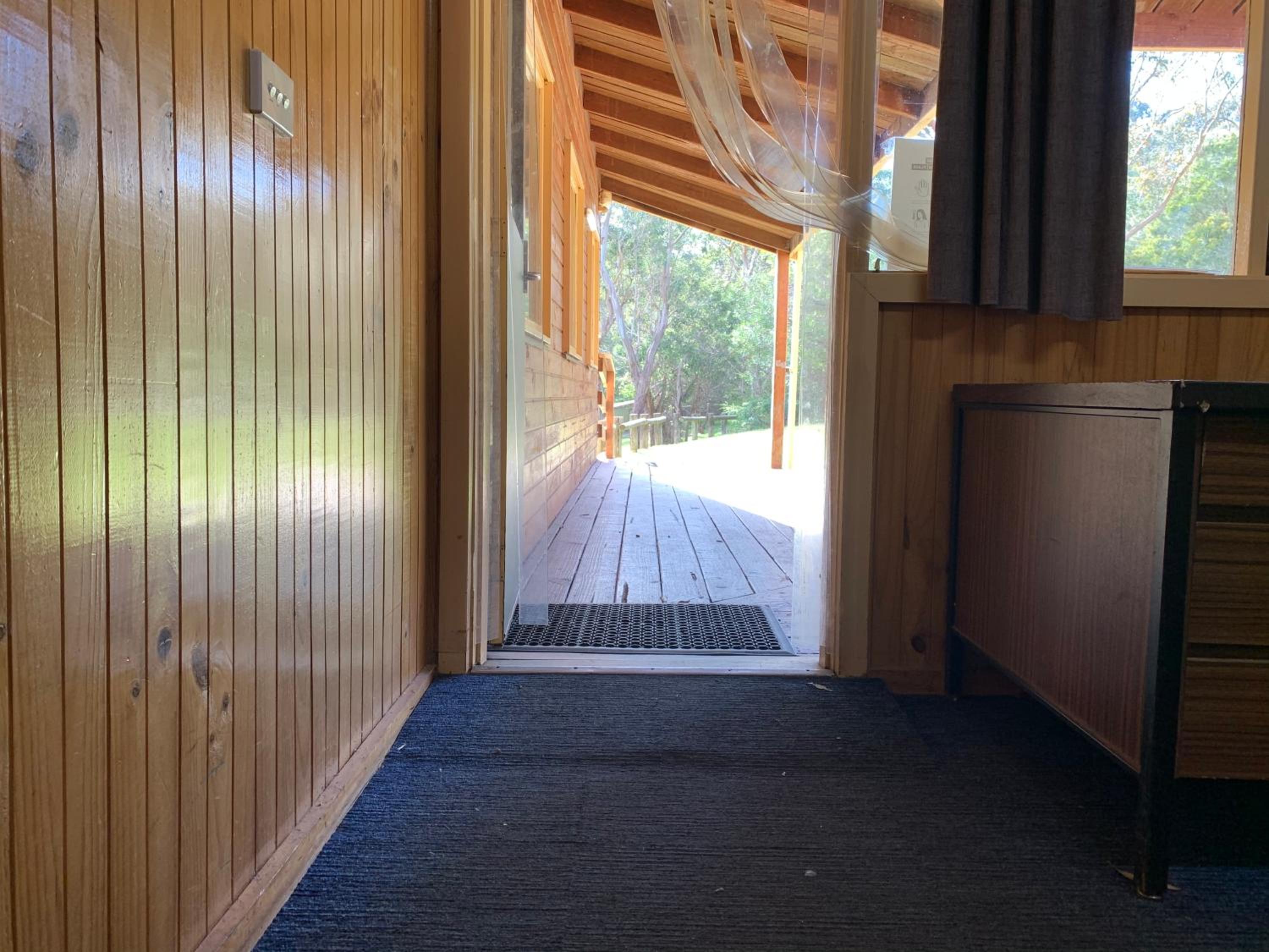 Aulua Lodge - Photo 7