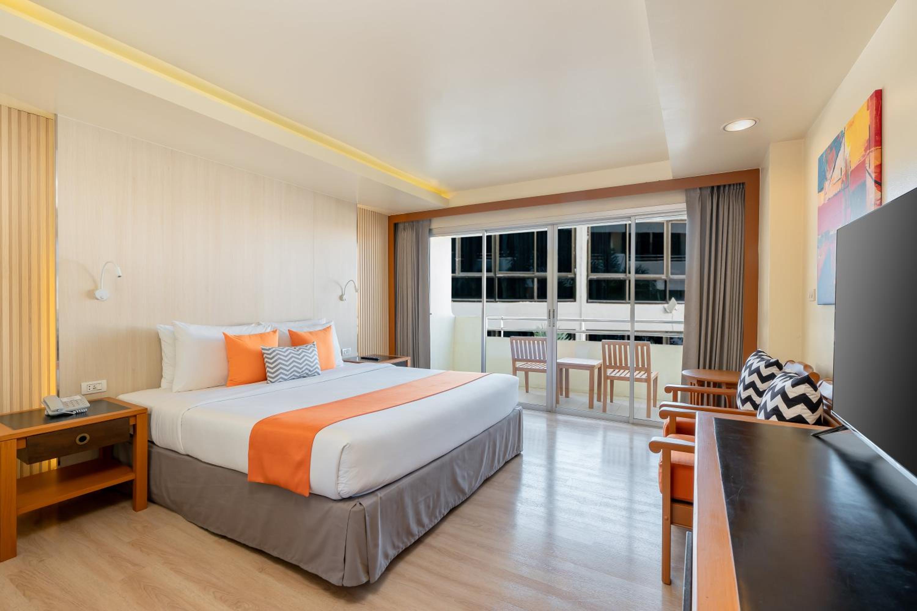 Premium Room - Photo 6