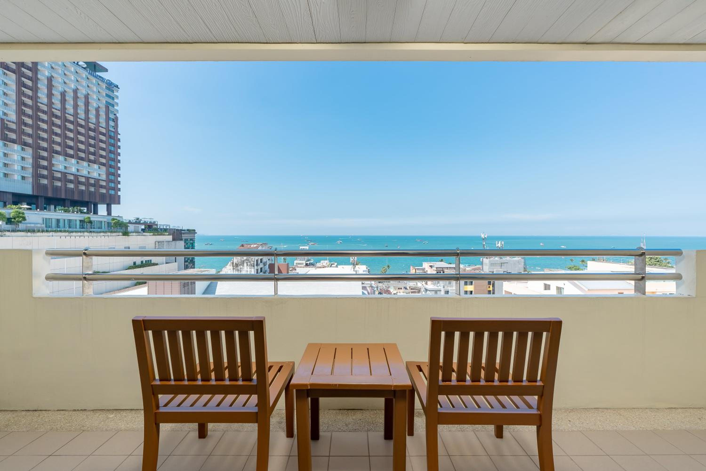 Seaview Room - Photo 5