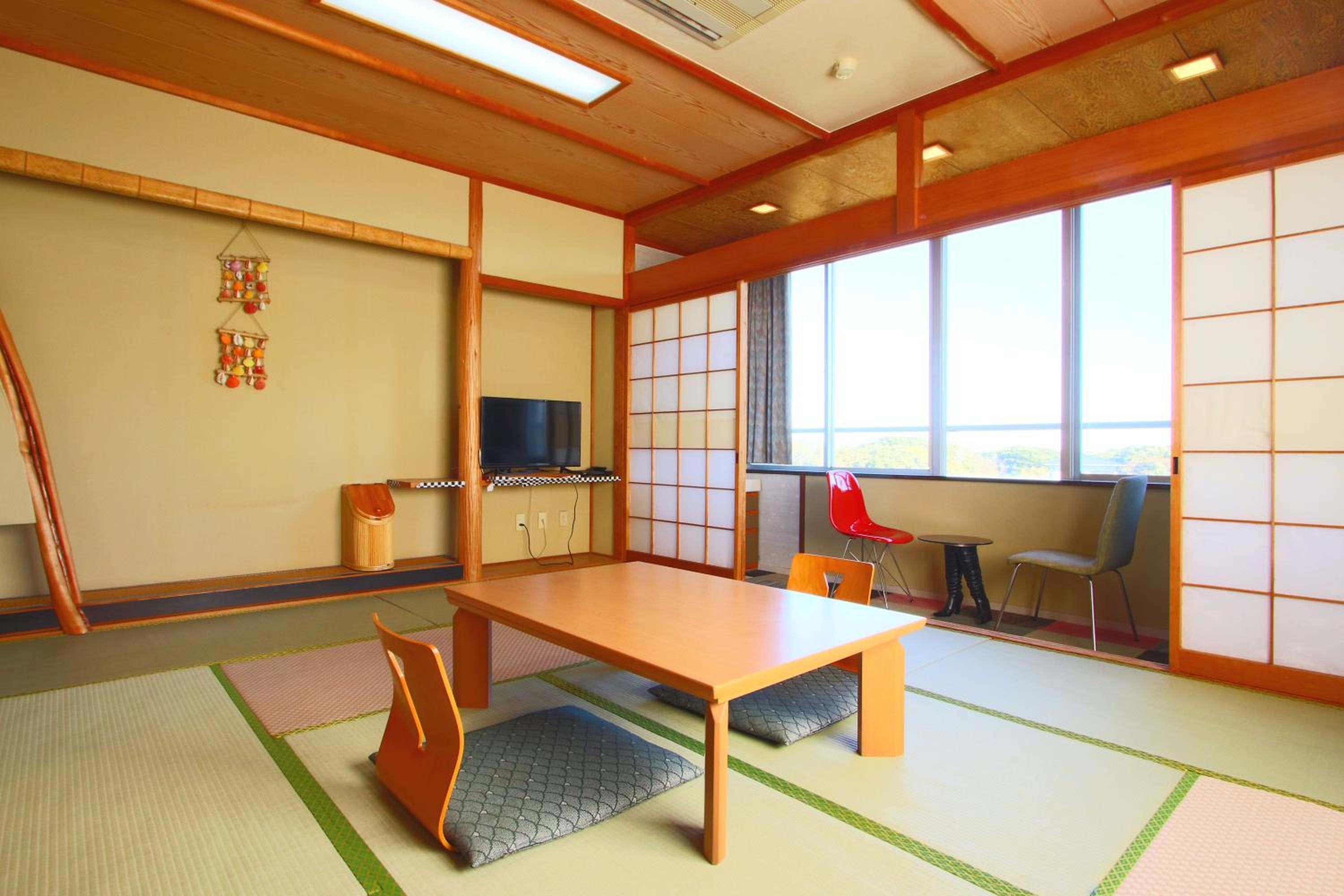 Basic Triple Room