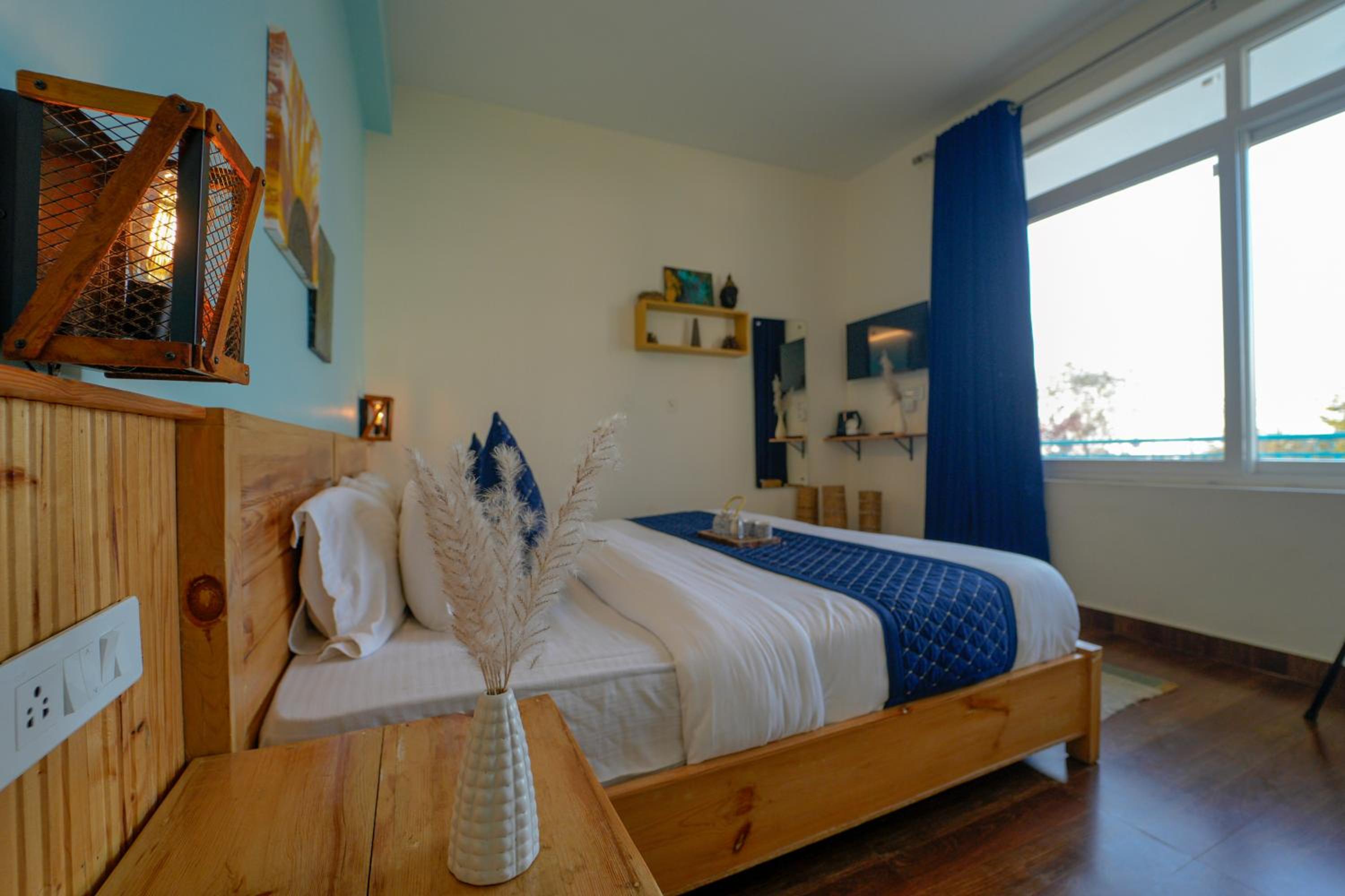 Double Room with Mountain View - Photo 9