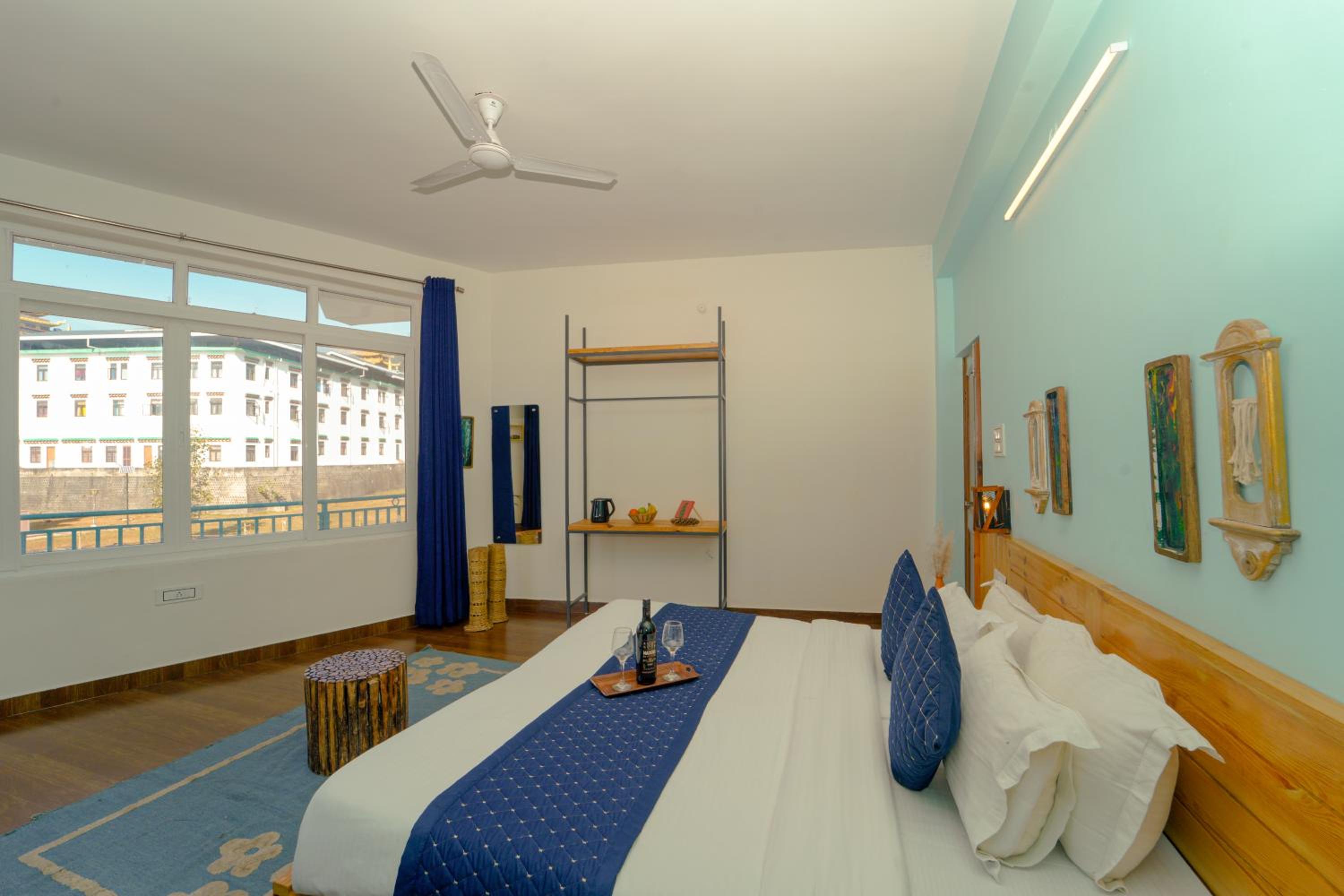 King Room with Mountain View - Photo 10