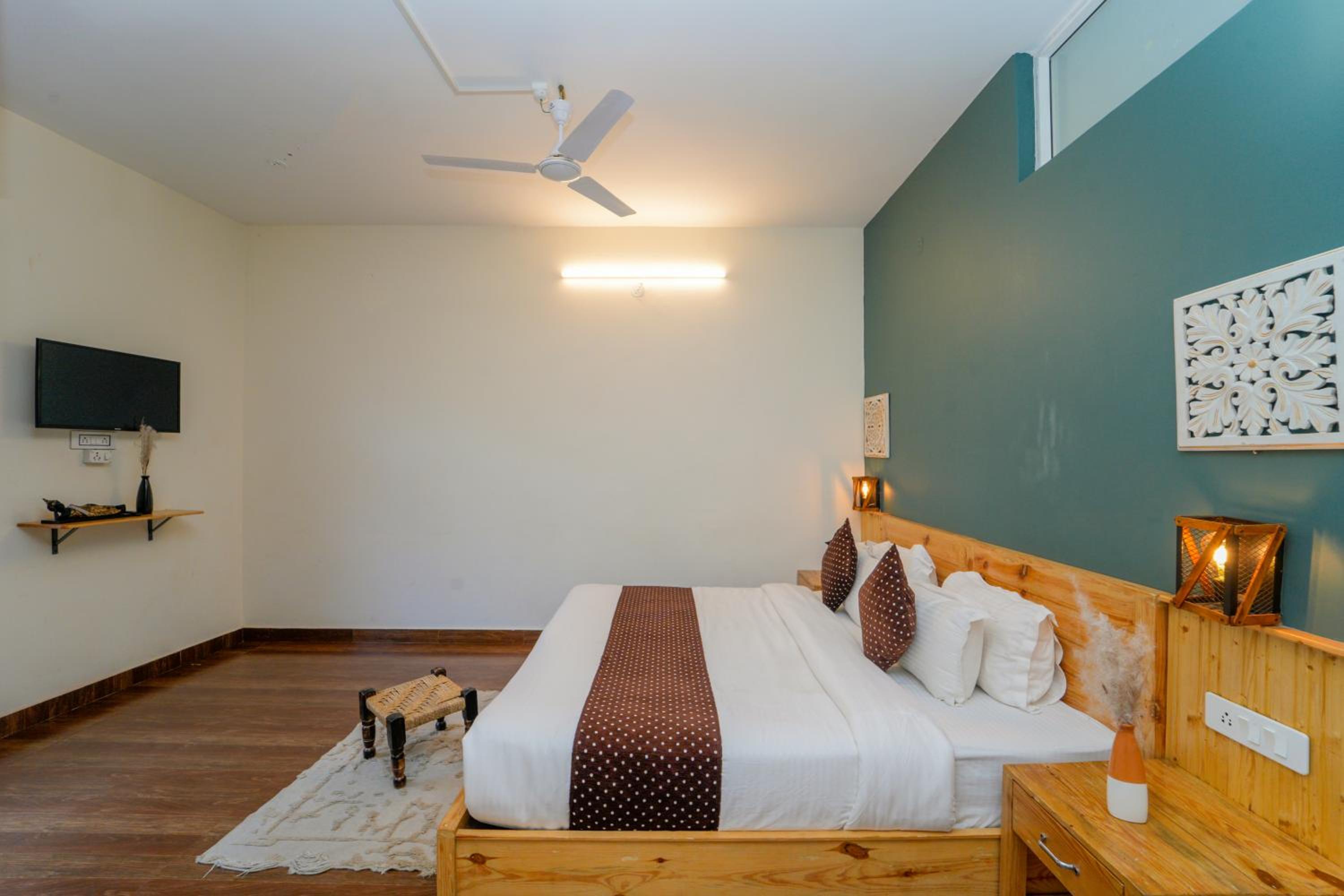 Deluxe Double Room - Photo 4