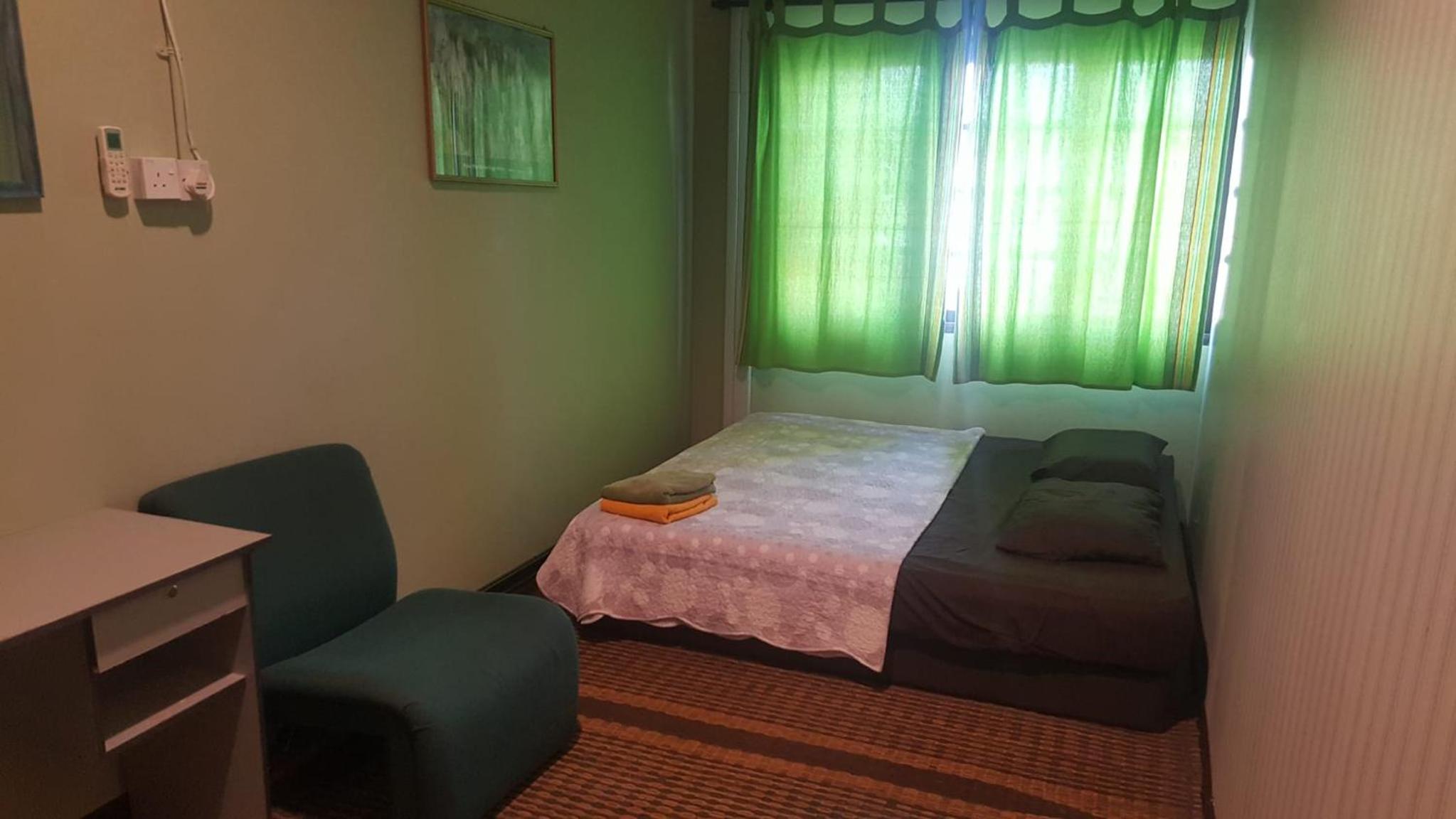 Double Room with Shared Bathroom photo 2