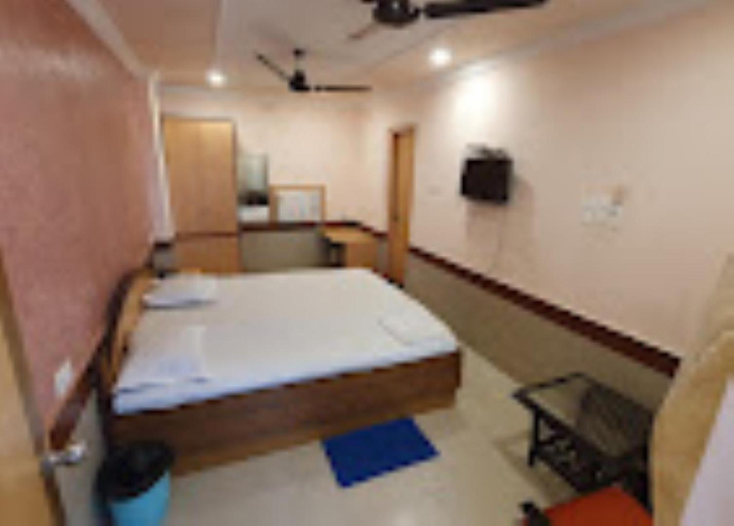 Double Room photo 3