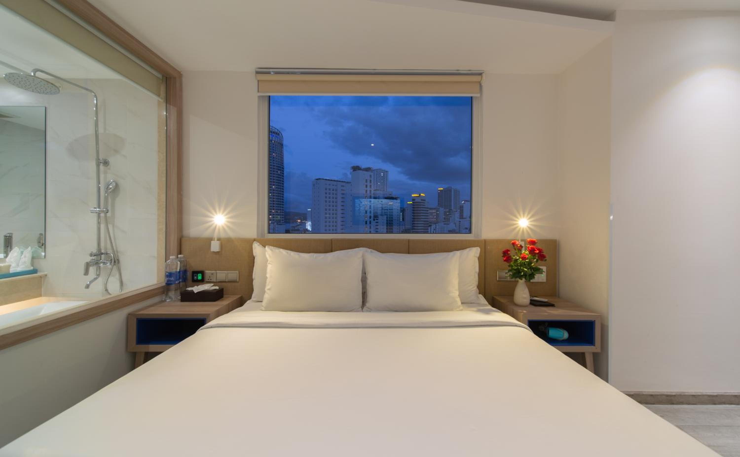 Senior Suite Room - Photo 4