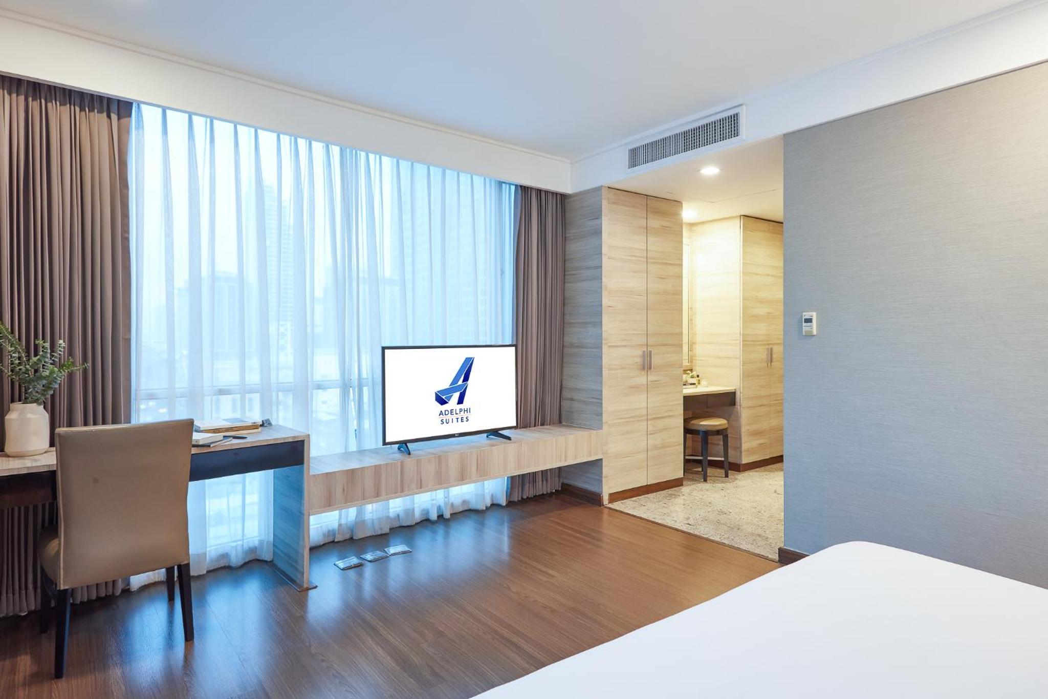 One-Bedroom Suite