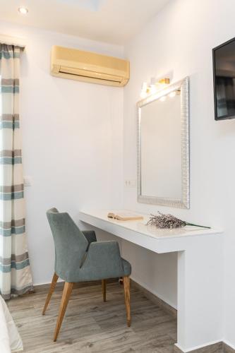 Two-Bedroom Apartment - Photo 14