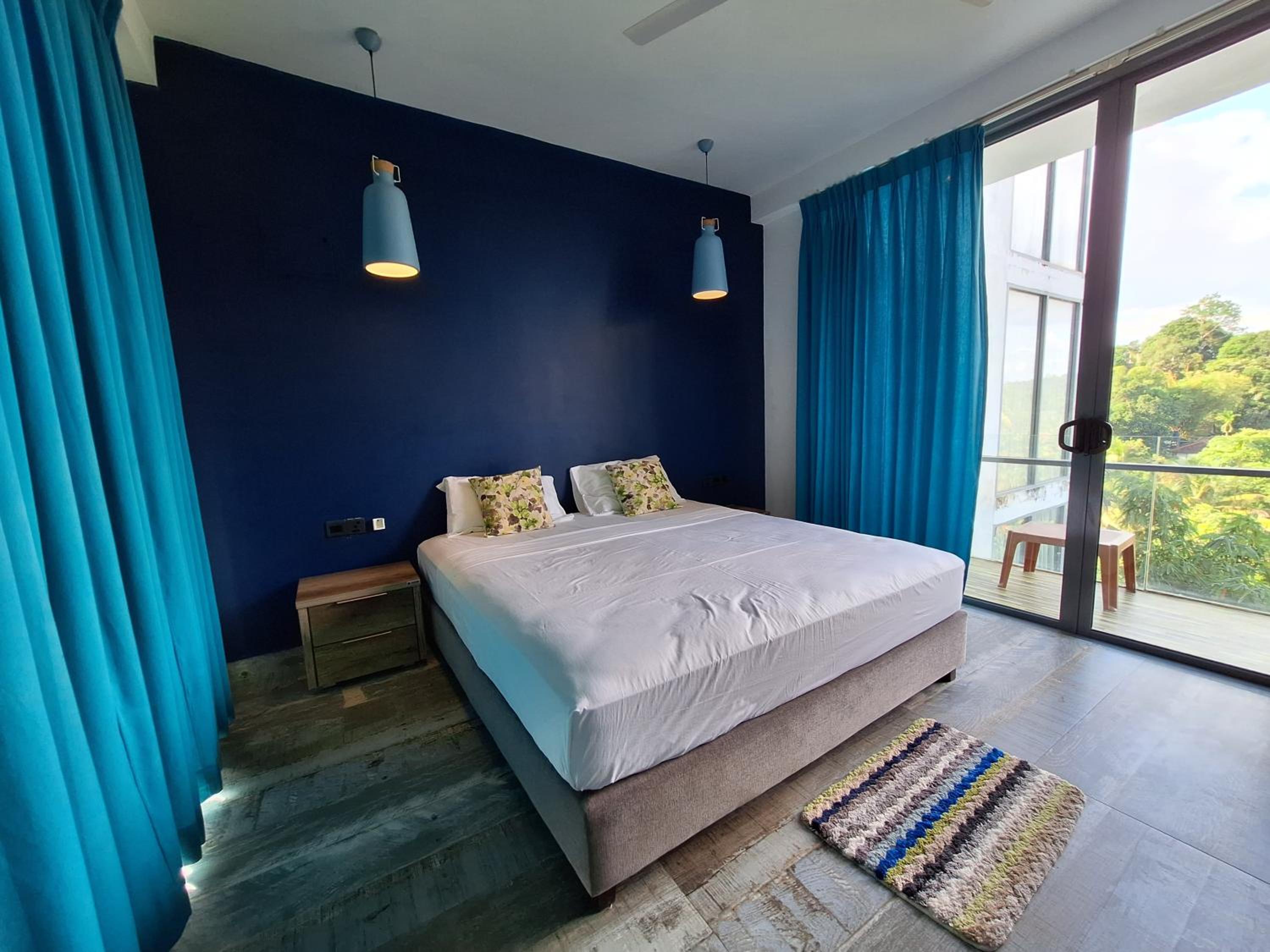 Double Room with Mountain View