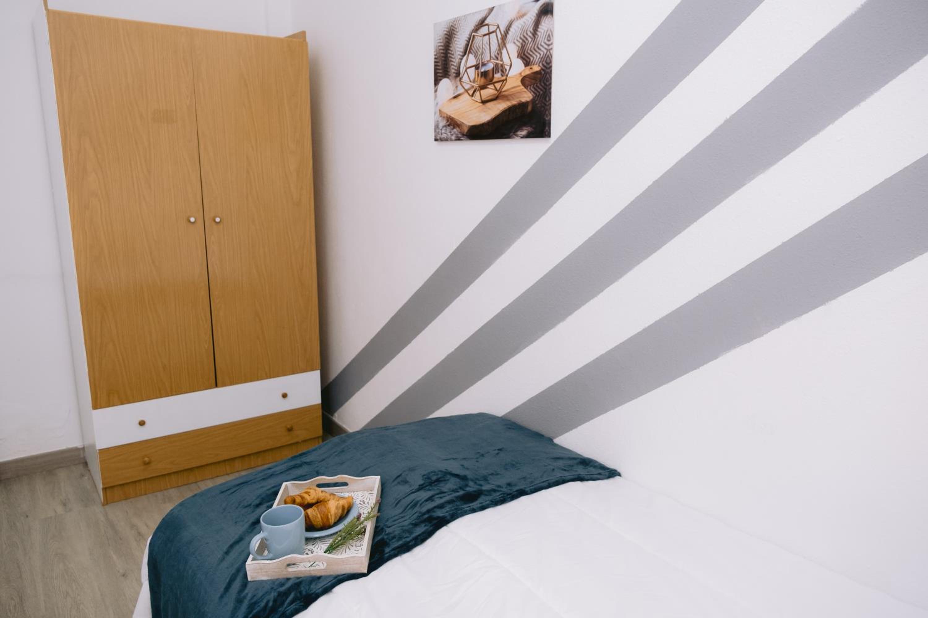 Single Room photo 3