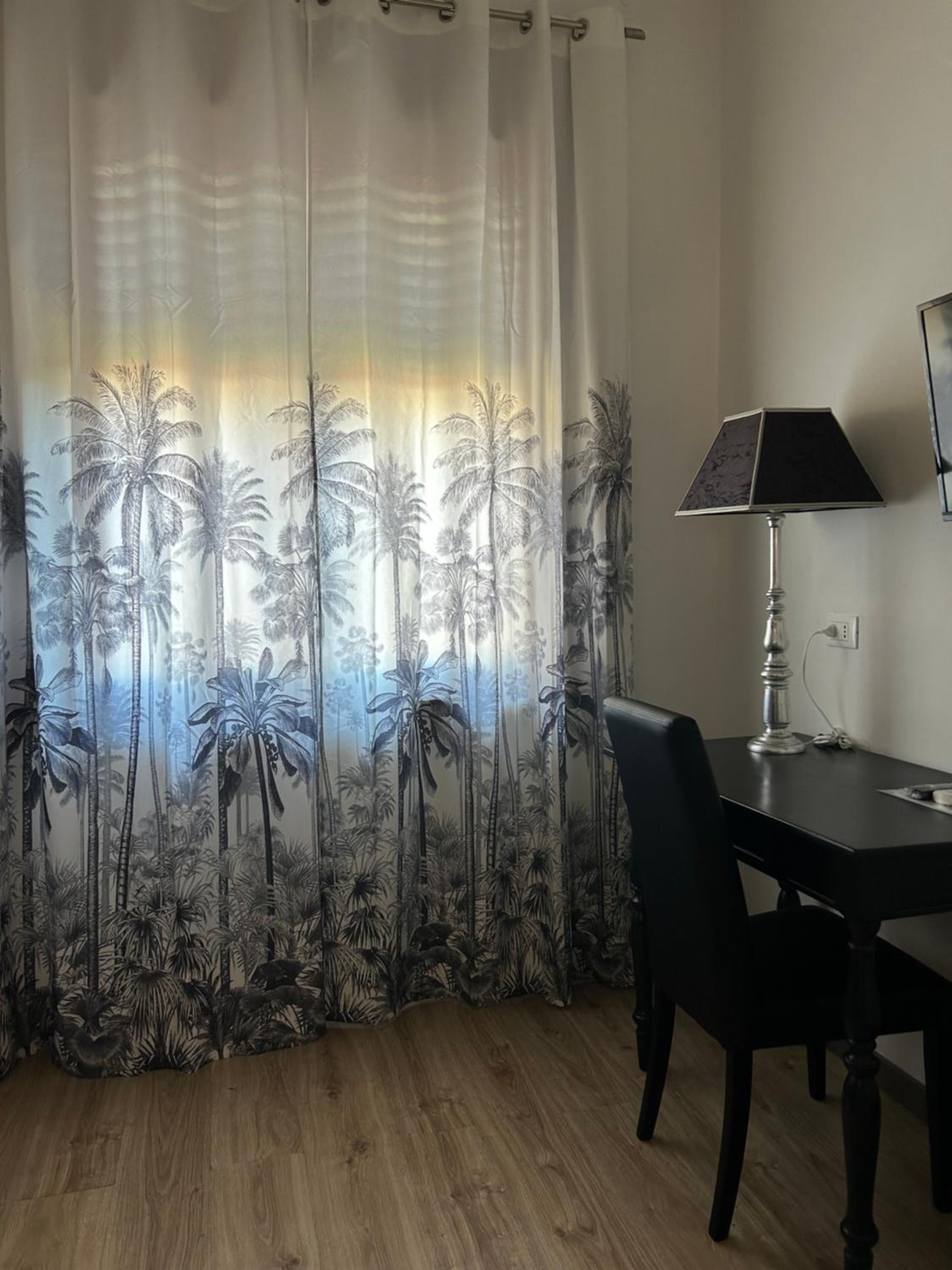 Double Room with Private Bathroom - Photo 2