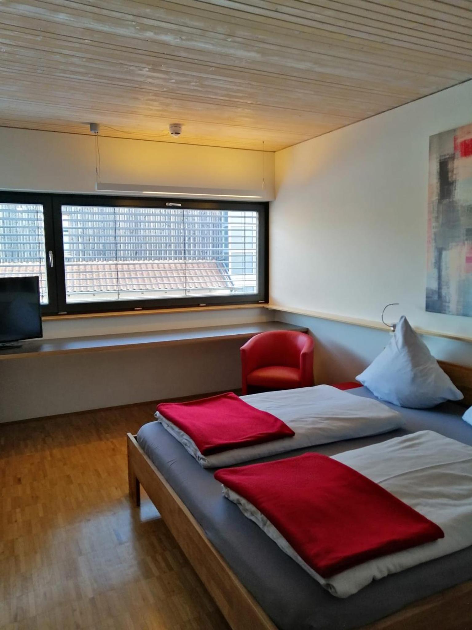 Single Room photo 2