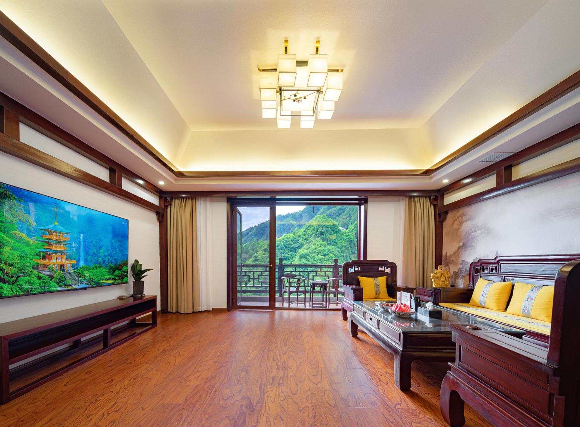 Chess Tea Room Suite photo 3