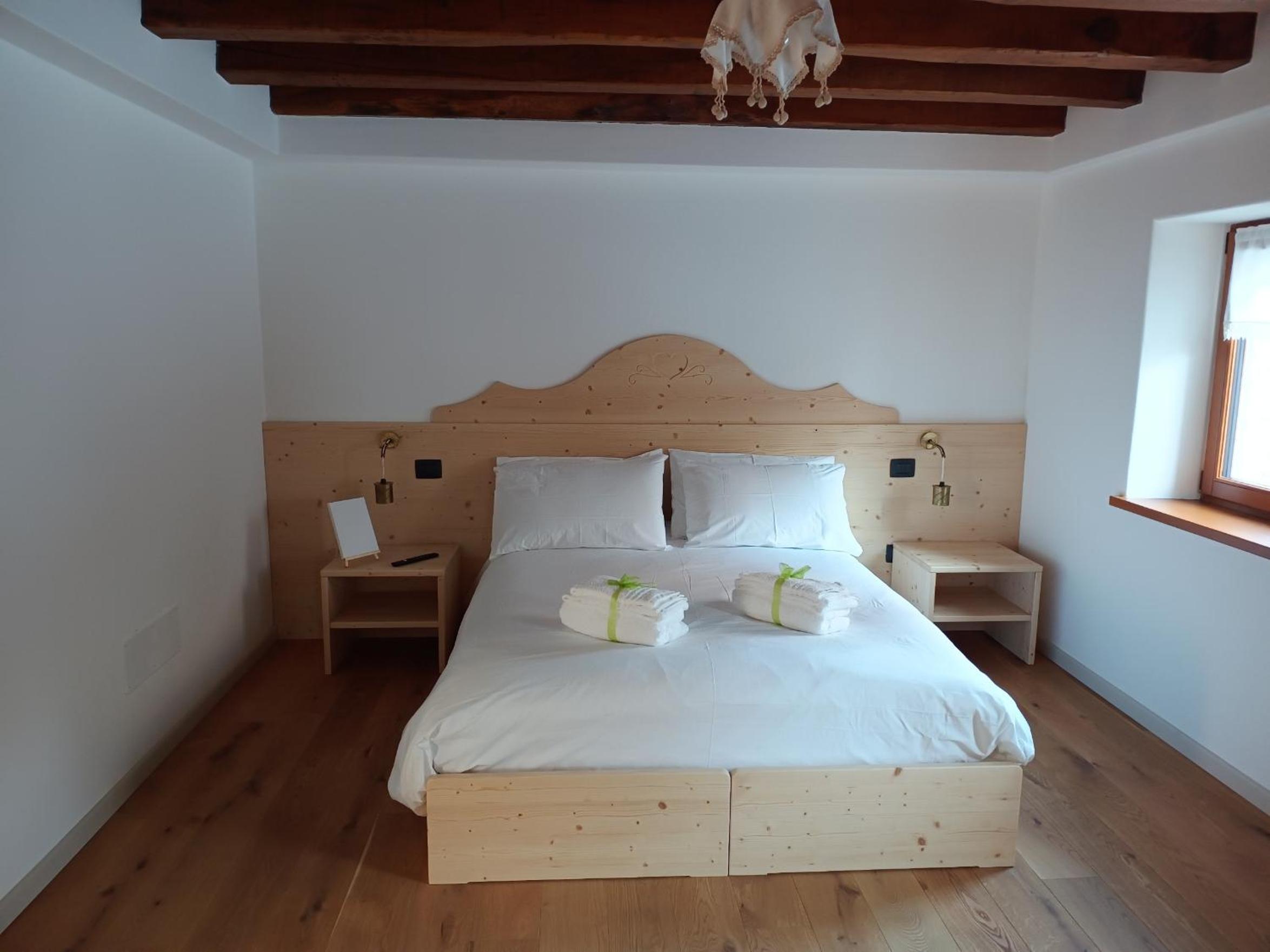 Double Room with Private Bathroom photo 1