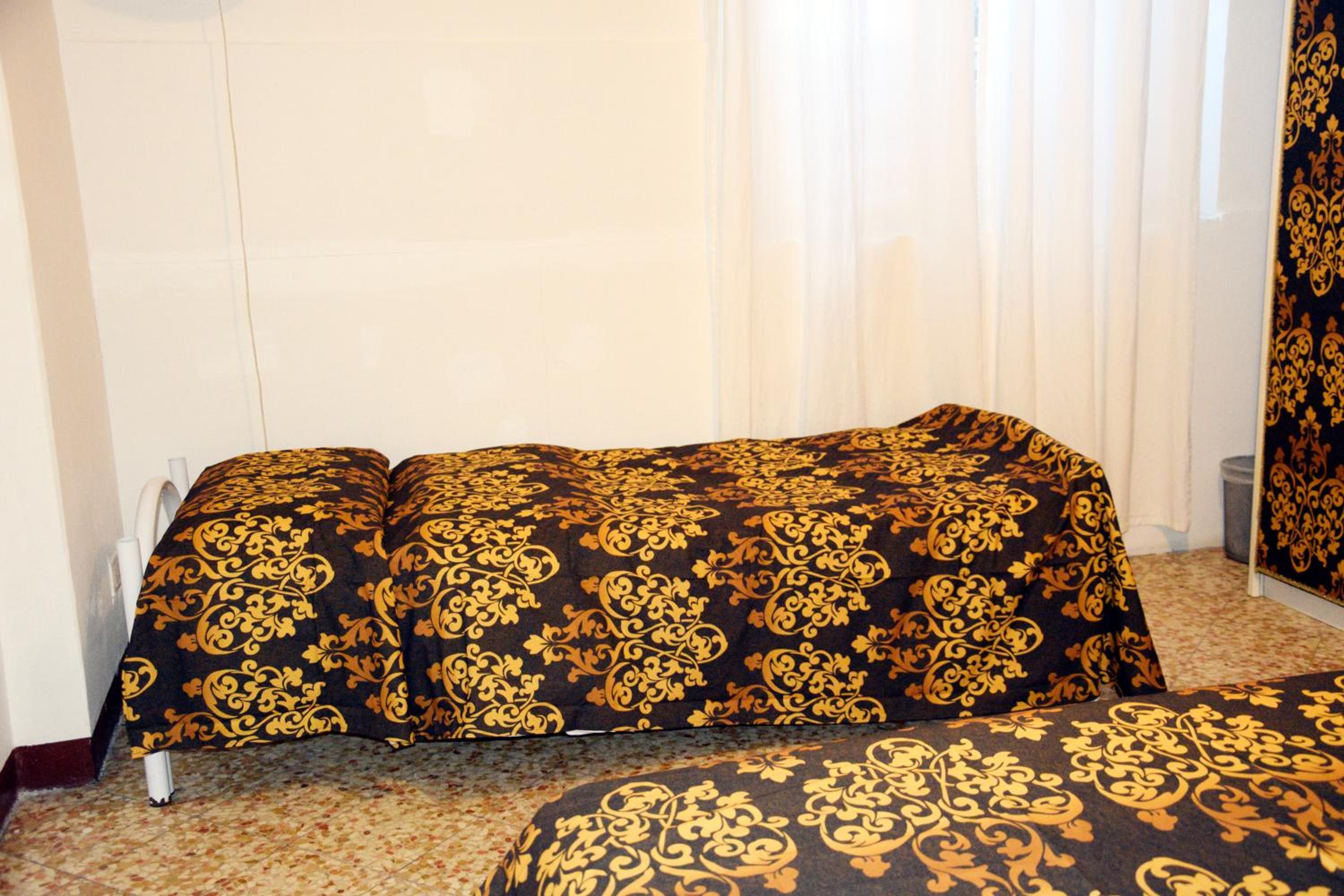 Standard Double Room with Shared Bathroom photo 2