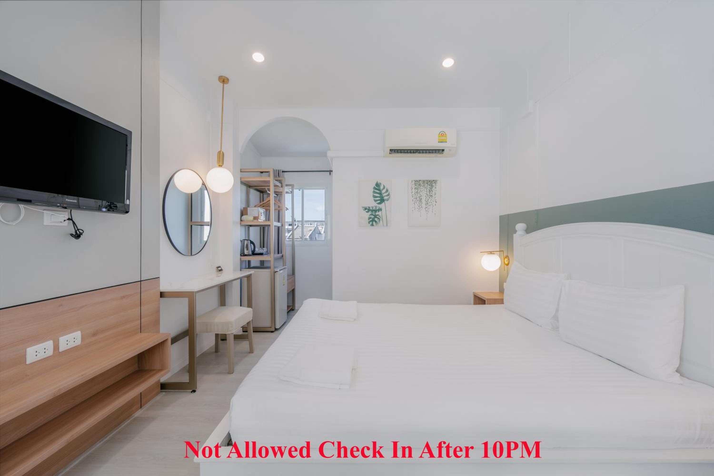 Superior King Room