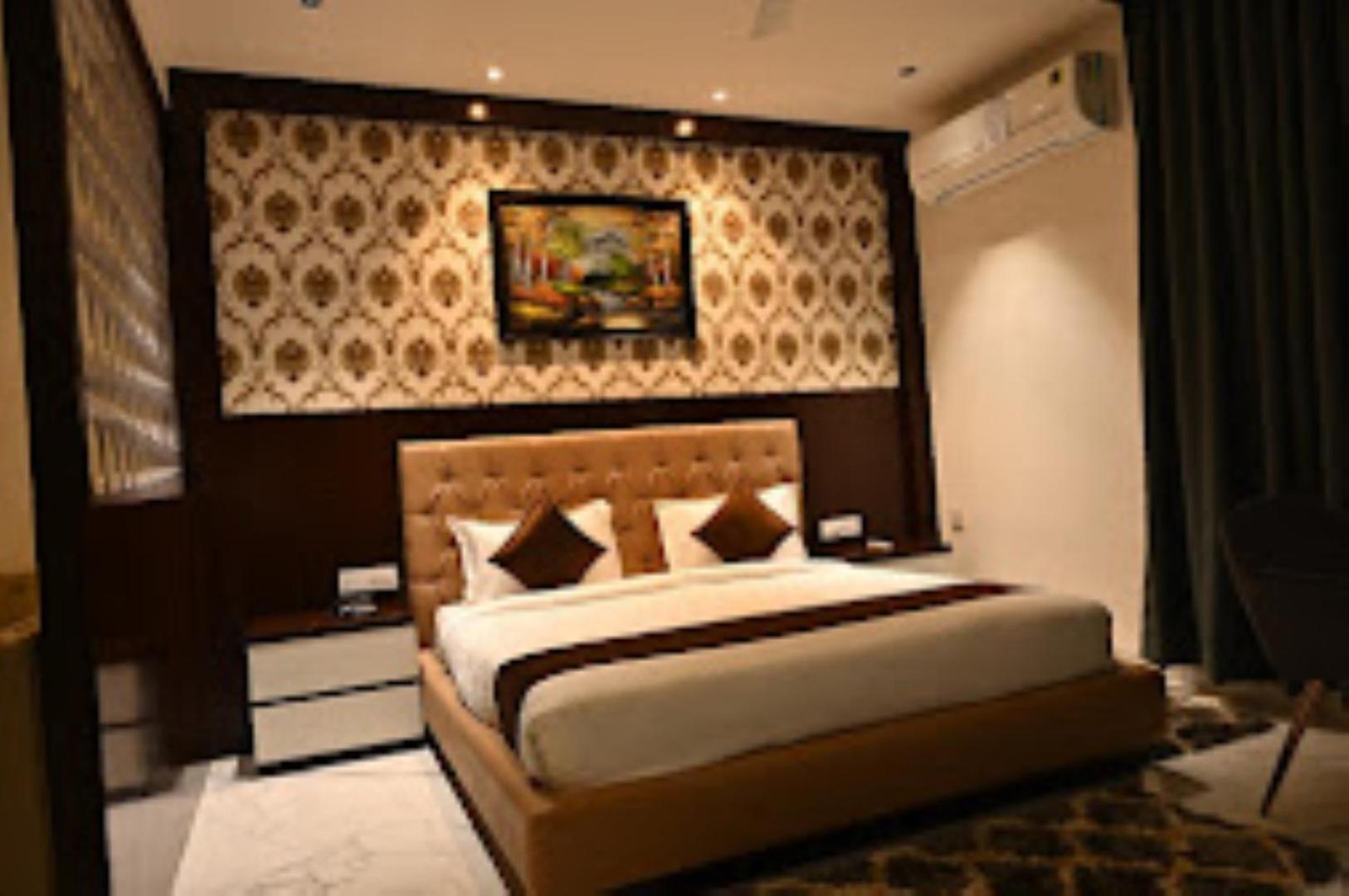 Deluxe Queen Room photo 2