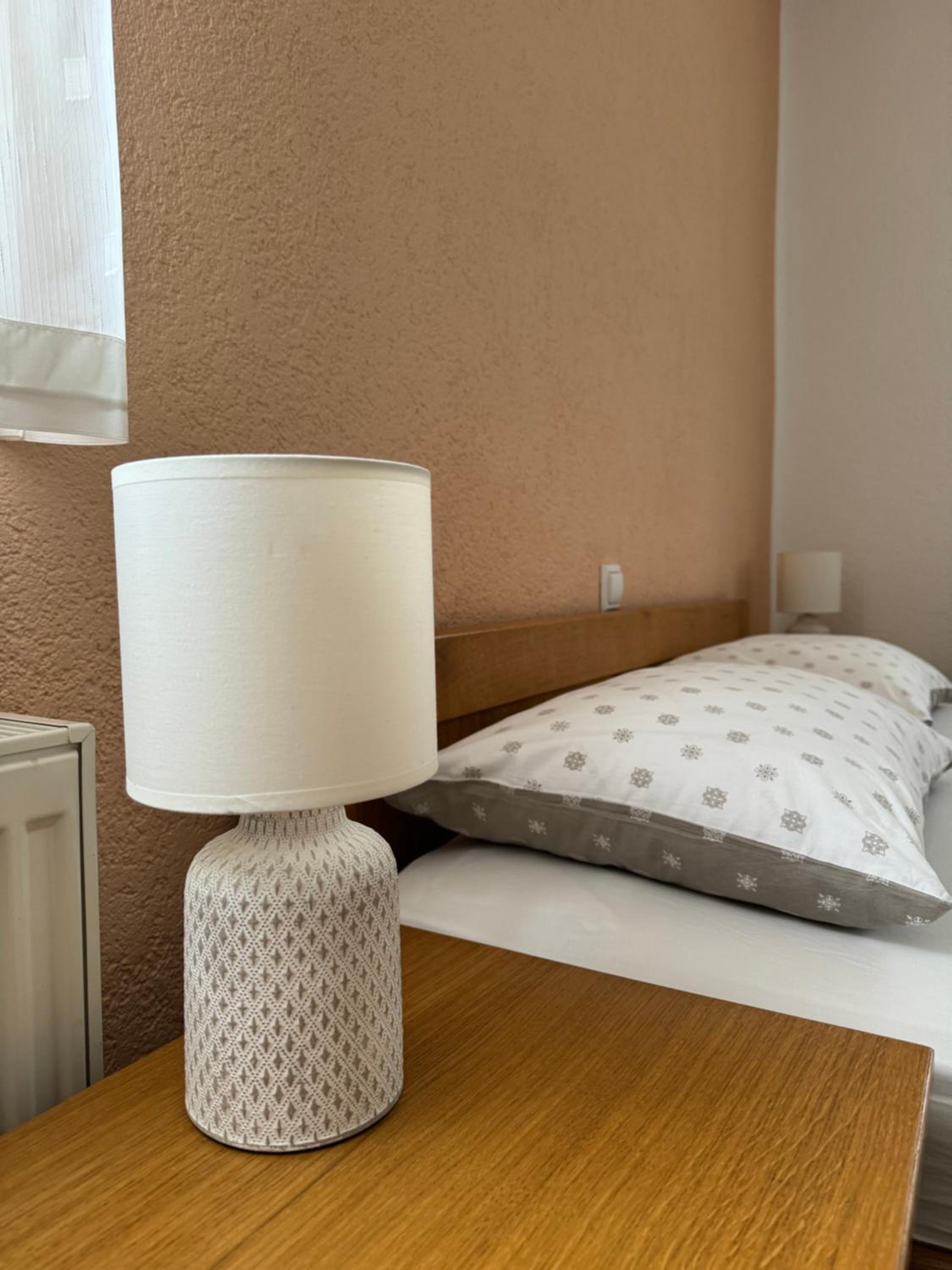 Double Room - Photo 7
