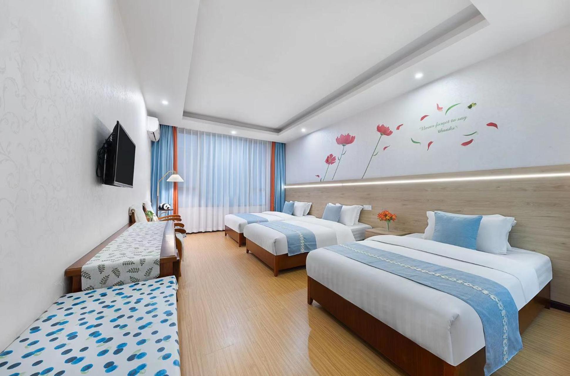 Standard Twin Room photo 1