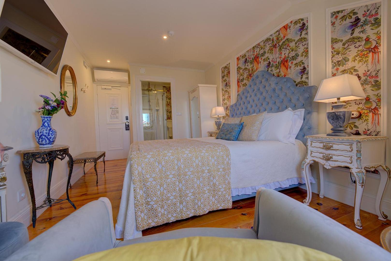 Double Room with City and River View photo 2