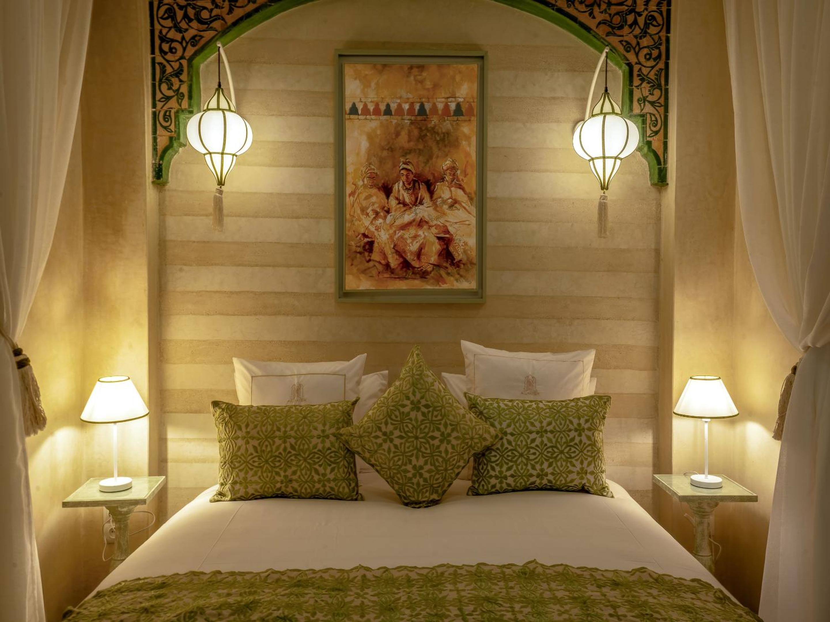 Standard Suite - Photo 3