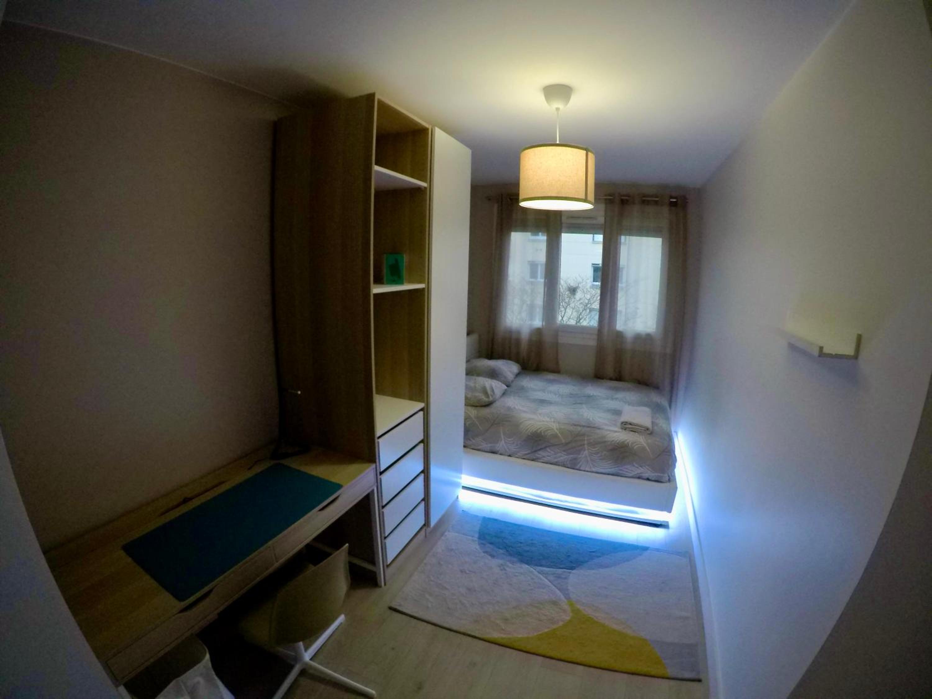 Standard Double Room with Shared Bathroom photo 2