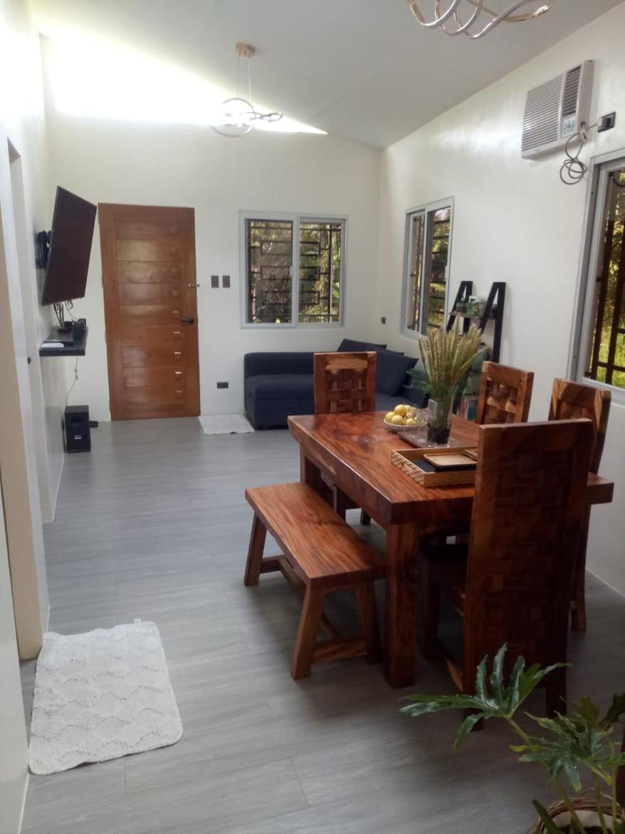 Three-Bedroom Villa photo 2