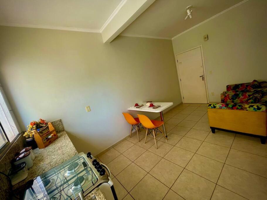 One-Bedroom Apartment photo 3