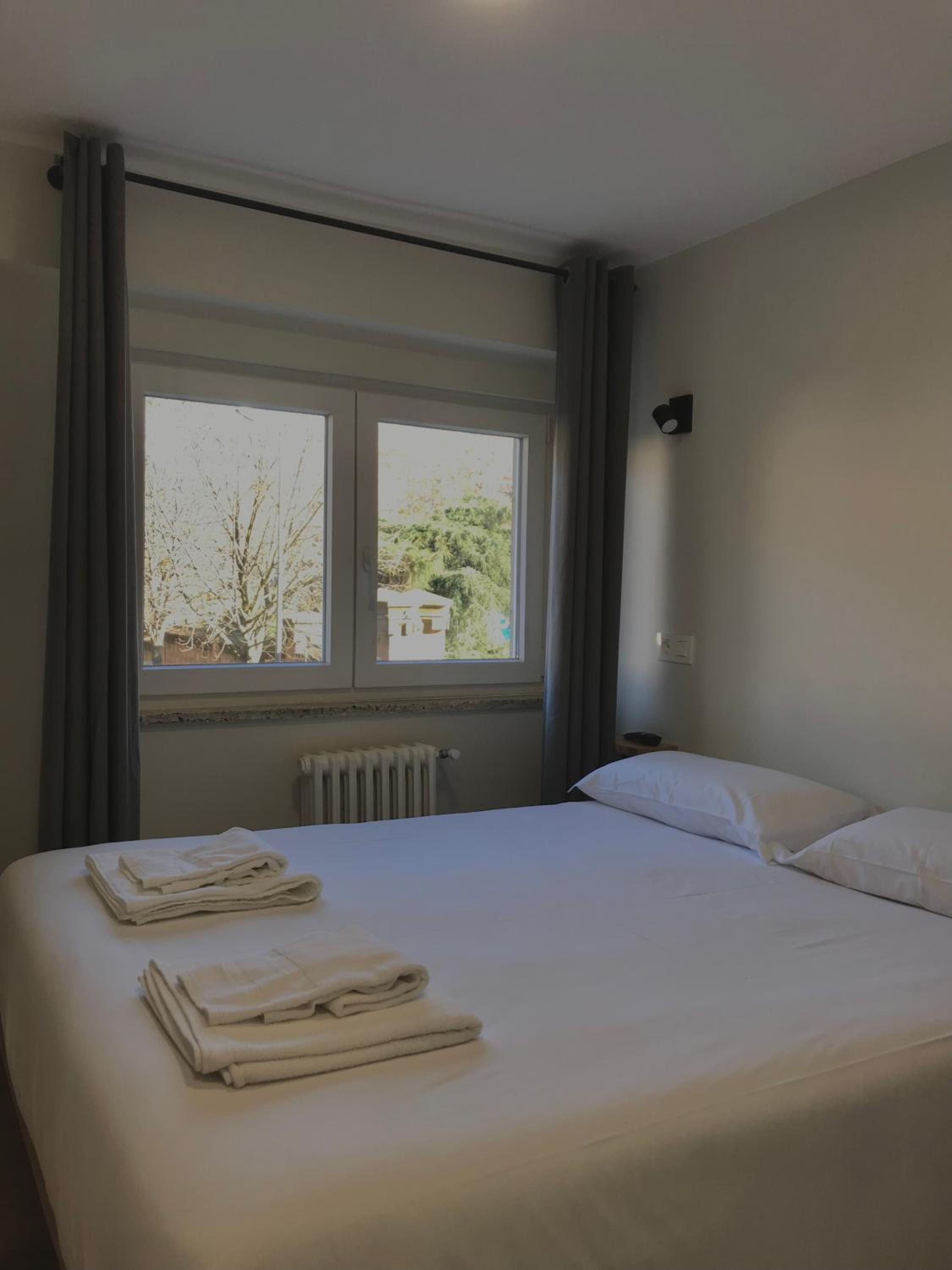 Double Room - Photo 21
